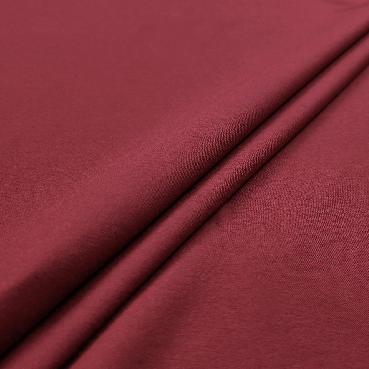 Rouge foncé - 18