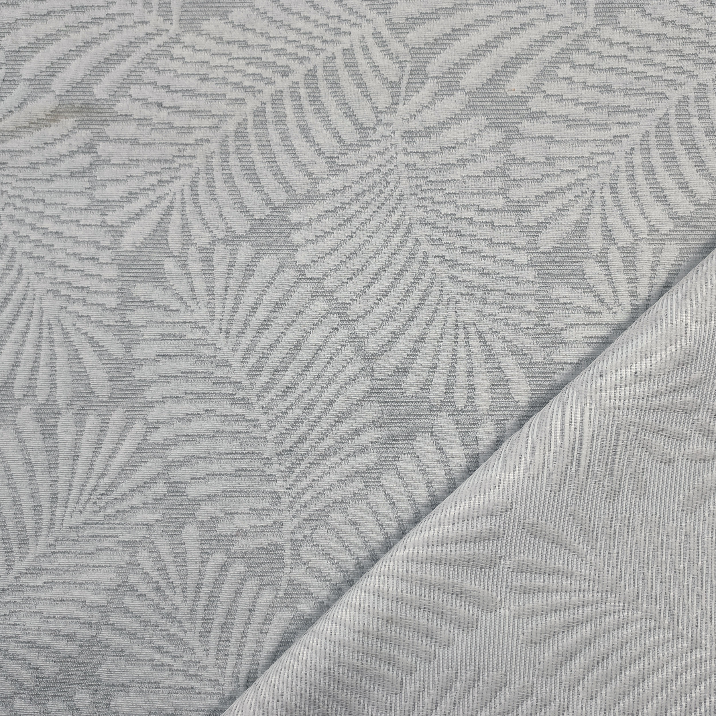 Colcha Jacquard Matelassè Hojas Gris