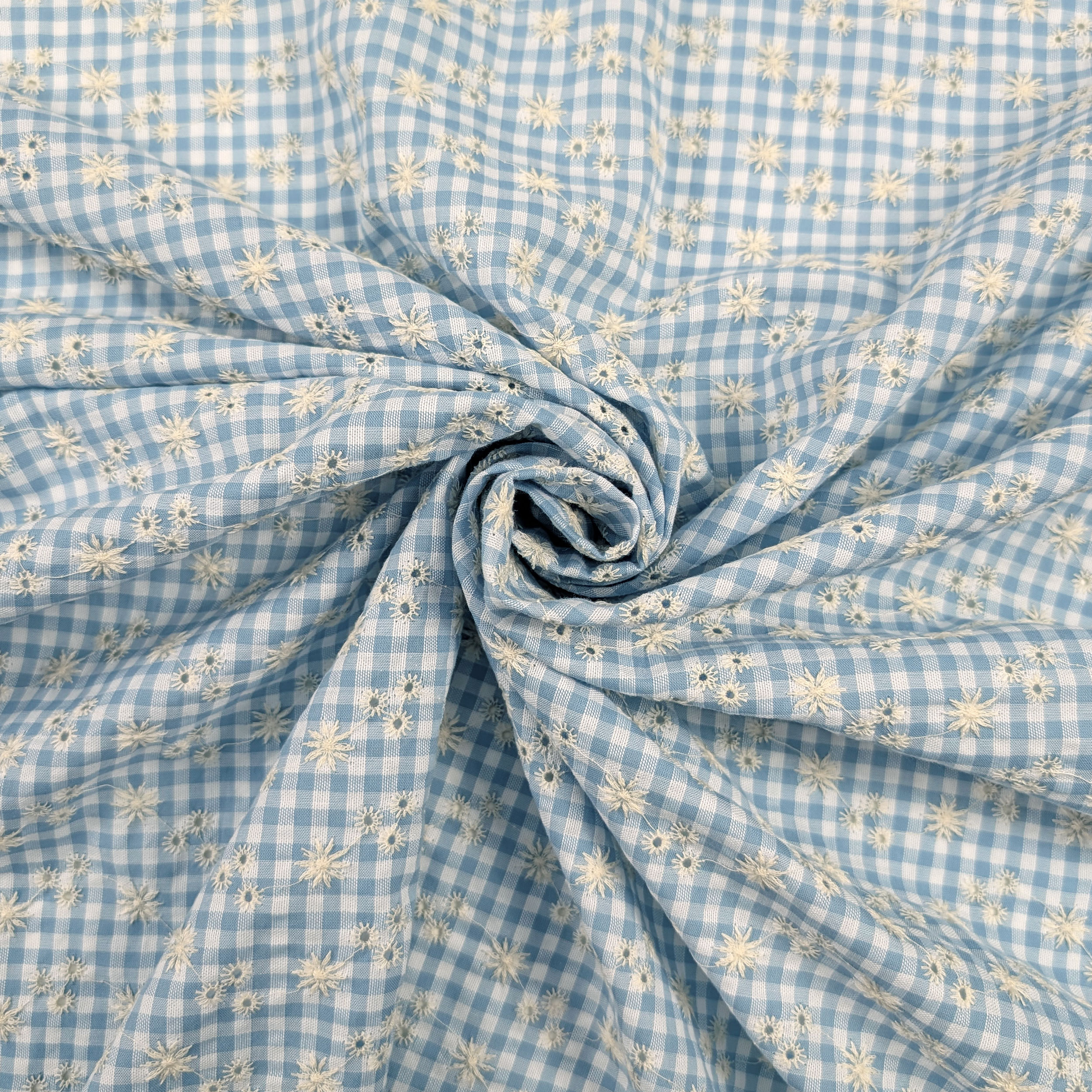 Sangallo Cotton Squares Light Blue and Little Flowers Image