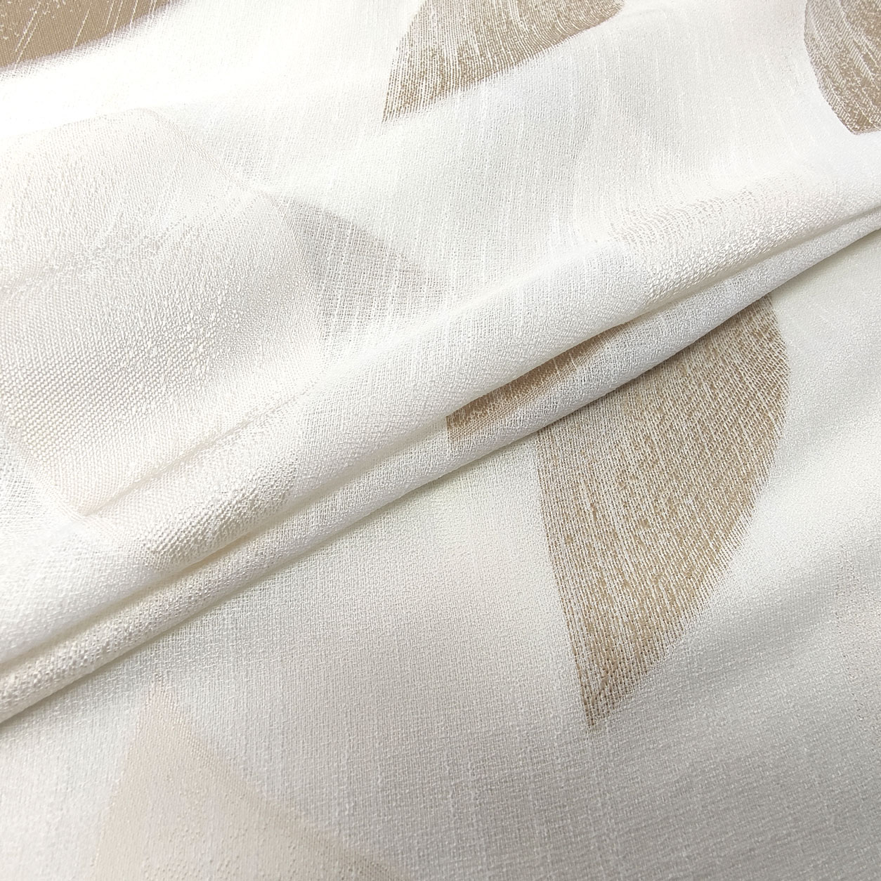 tenda-online-con-foglie-marroni-e-ecrù