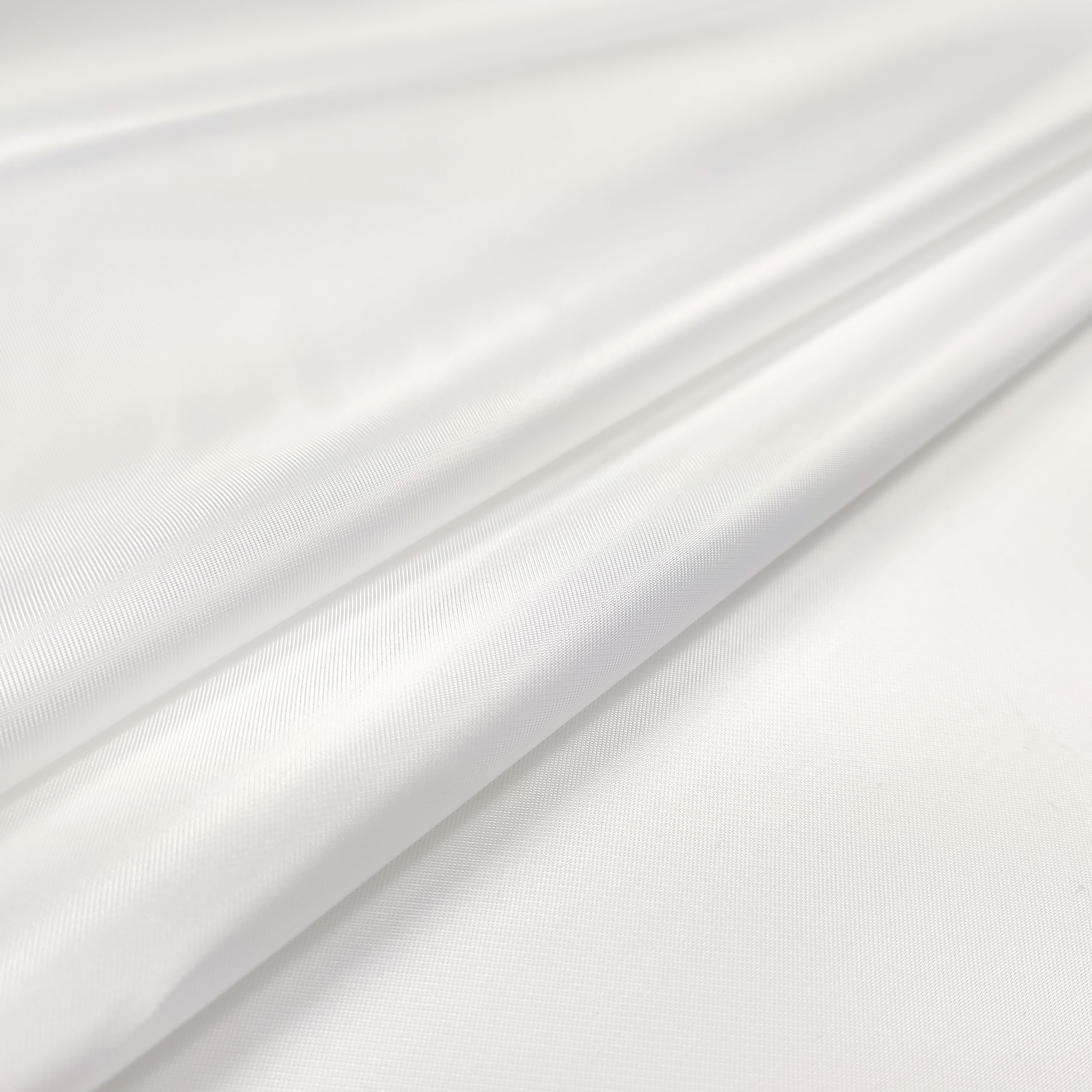White - 587