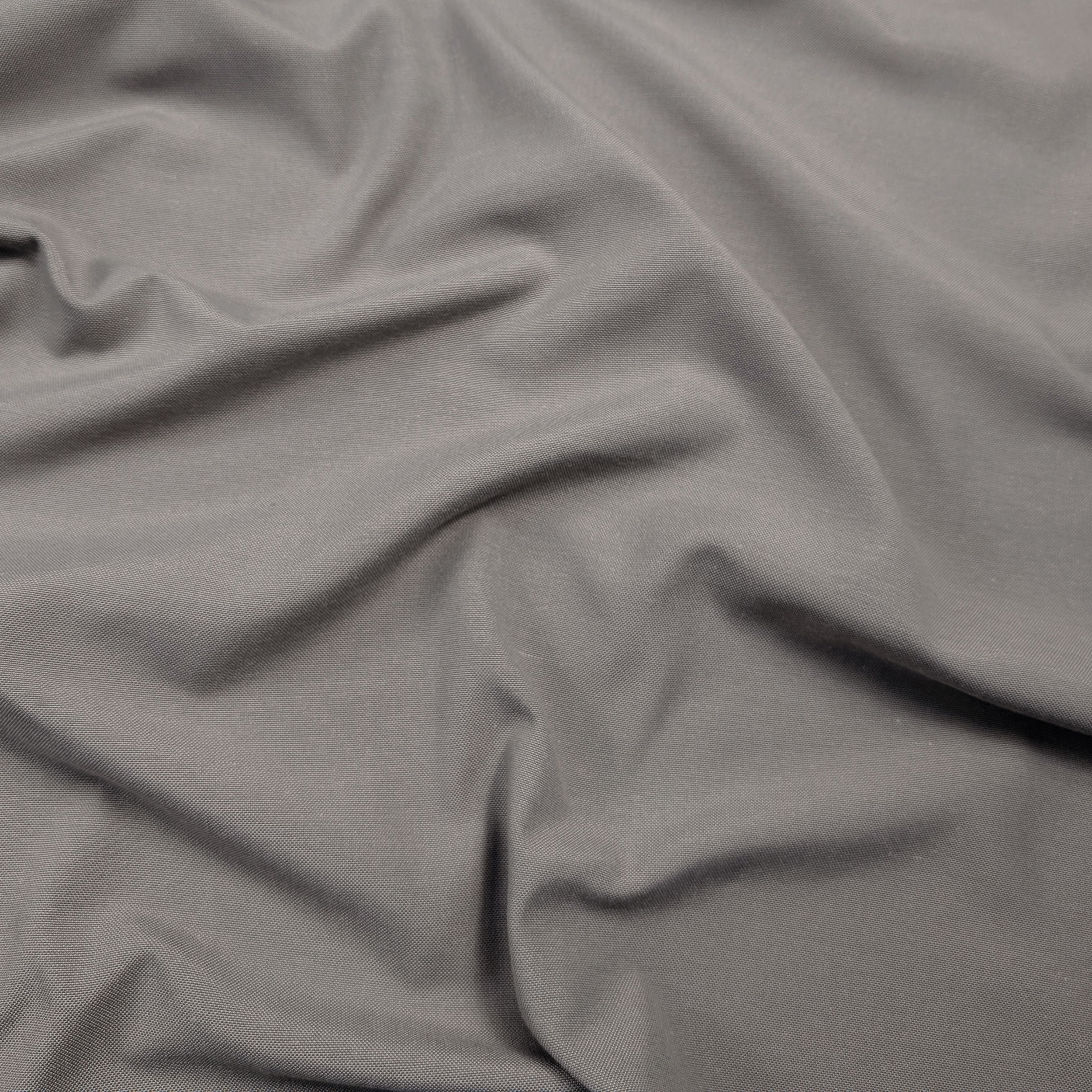 Flame retardant grey 380x330 cm curtain remnant Image