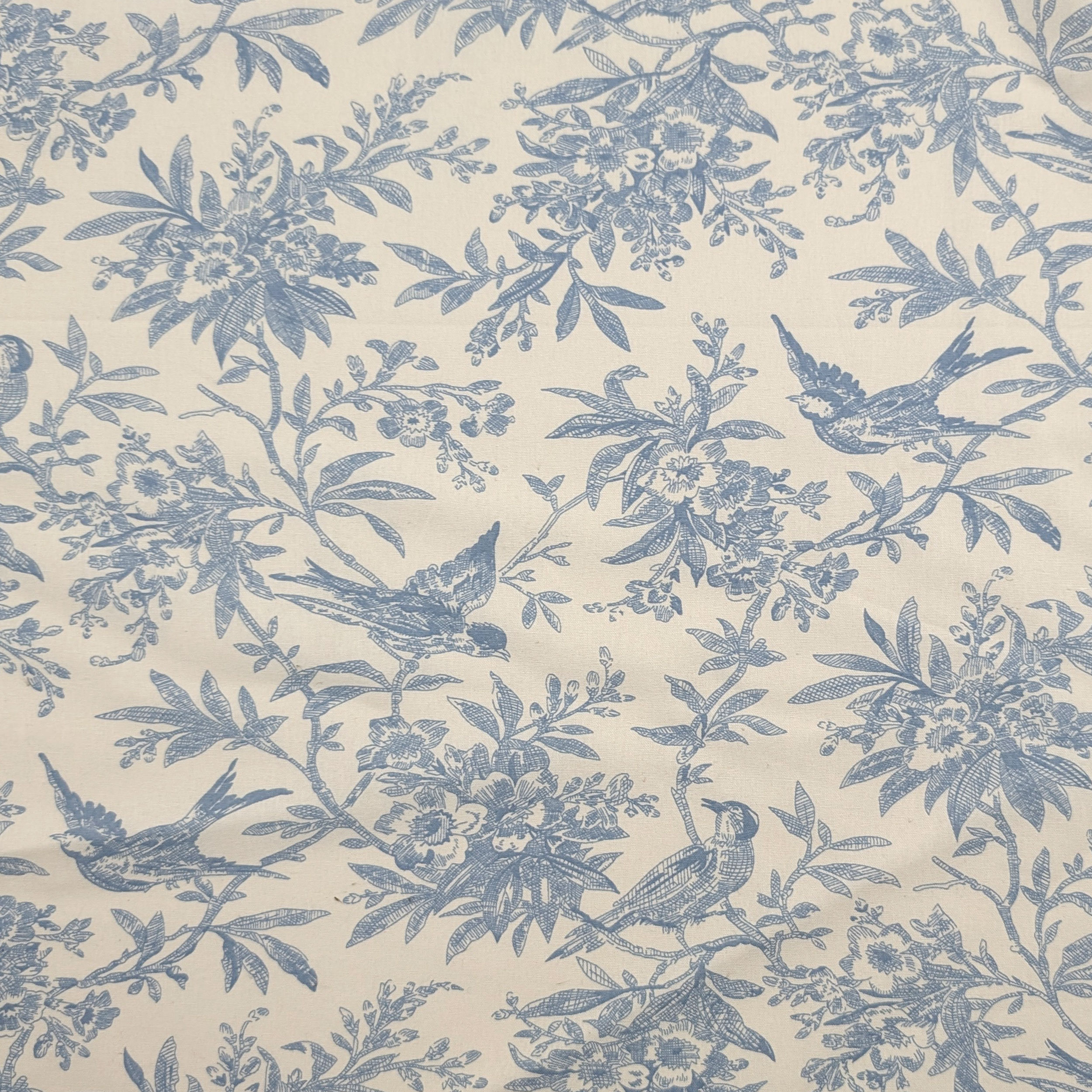 Vintage-print cotton poplin with little birds and branches in light blue Image