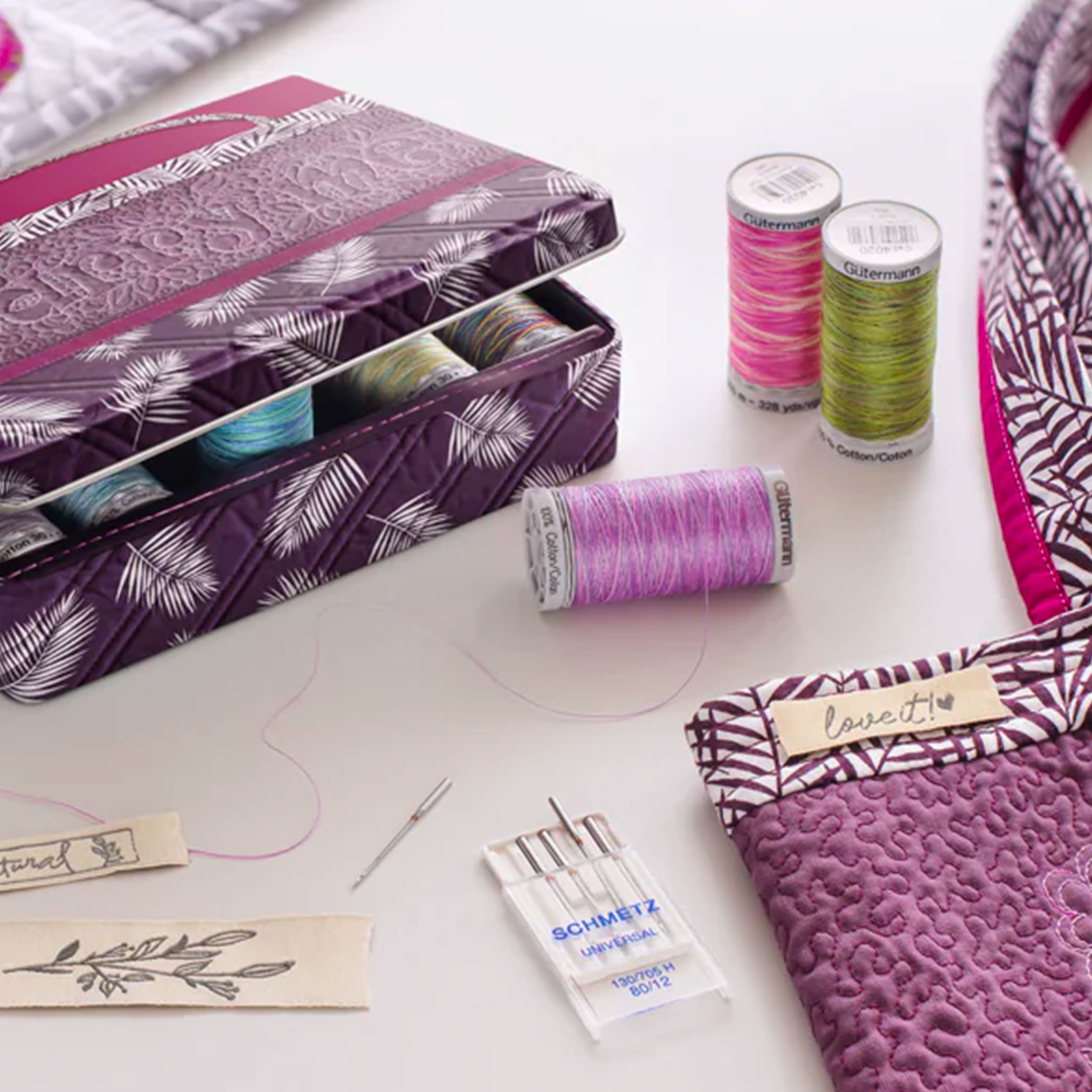 Gutermann Cottone Caja 12 Bobinas Algodón 300m y Agujas
