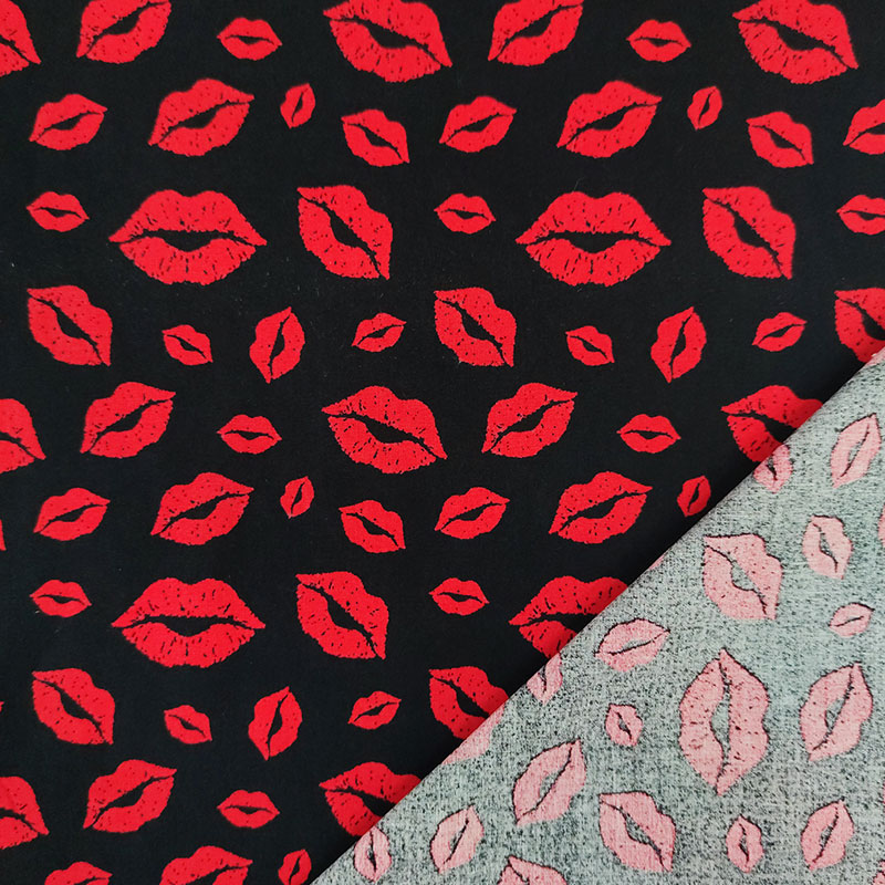 Tessuto Cotone Kiss Sfondo Nero
