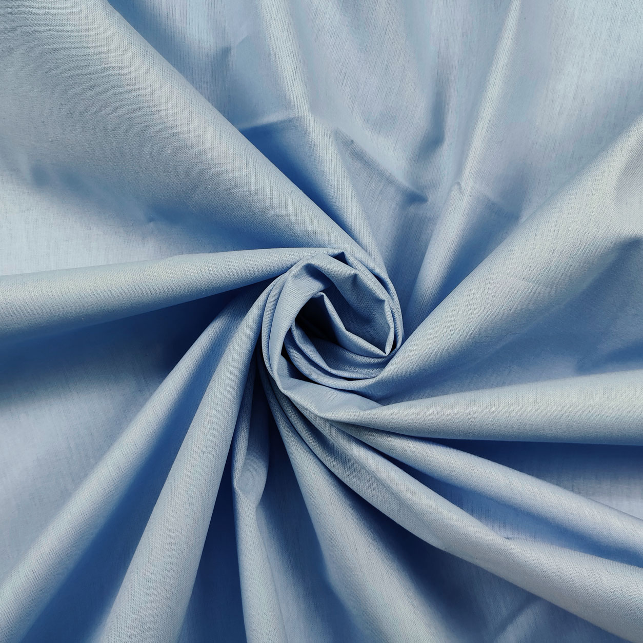 tessuto-cotone-lenzuolo-azzurro