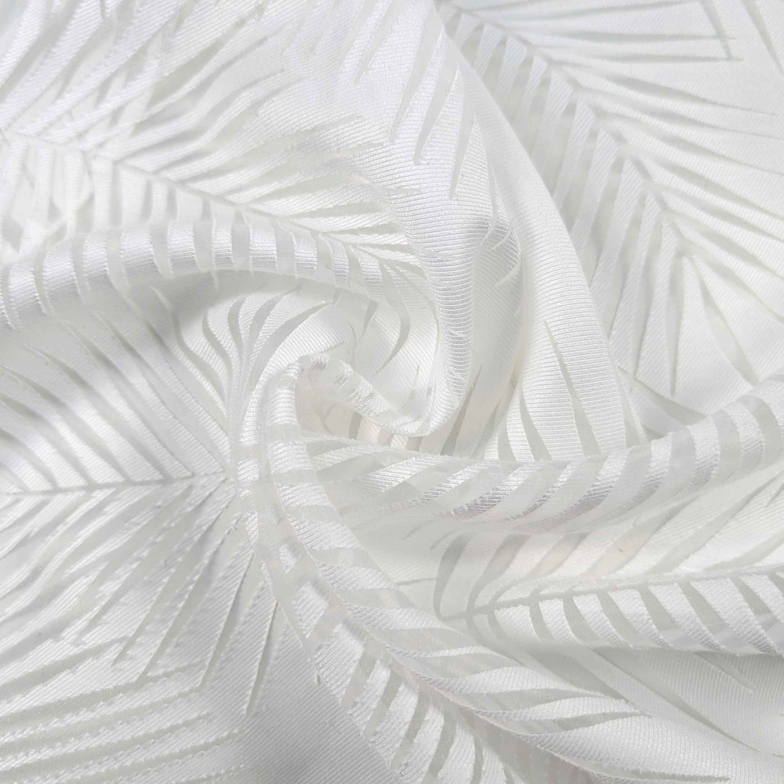 Devorè Curtain Fabric White Fern Image