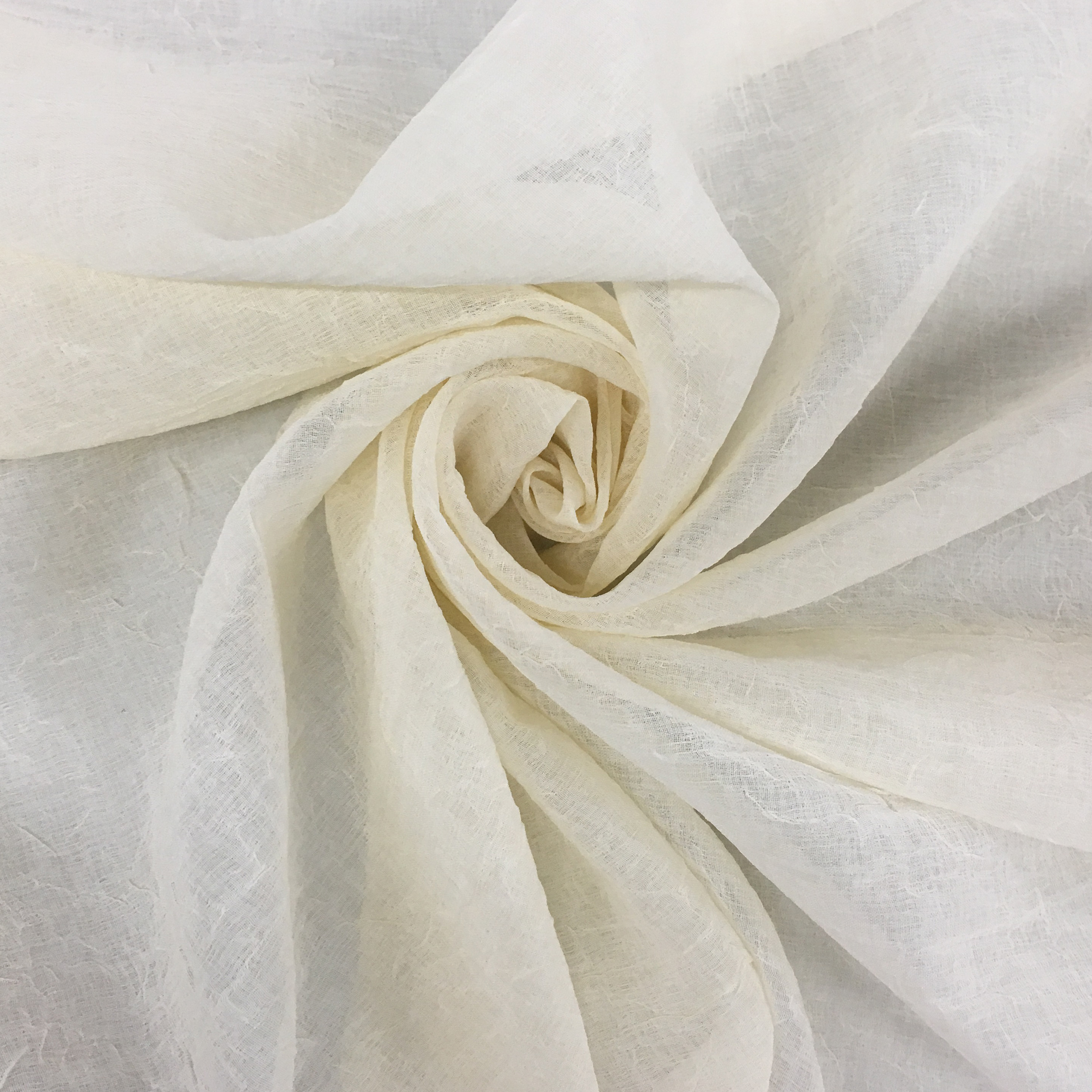 Tissu de rideau en gaze froissée - Ecru