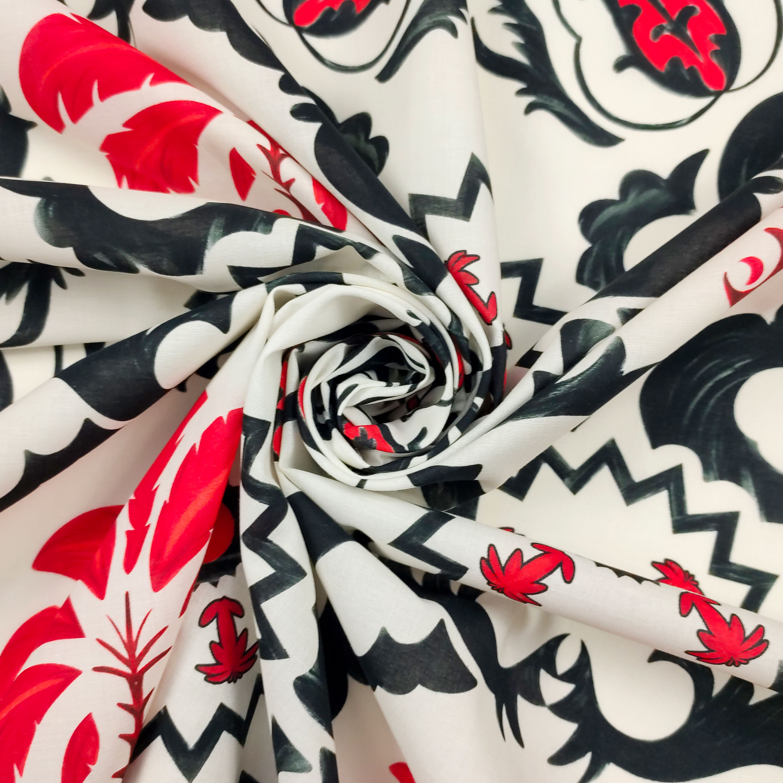 Baumwollstoff Arabesc Blumen Schwarz und Rot