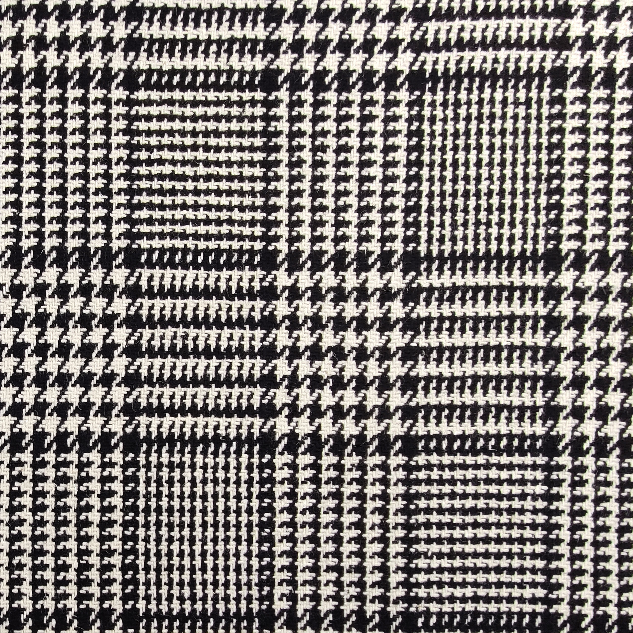 Pied de Poule en coton écossais mélangé noir et blanc