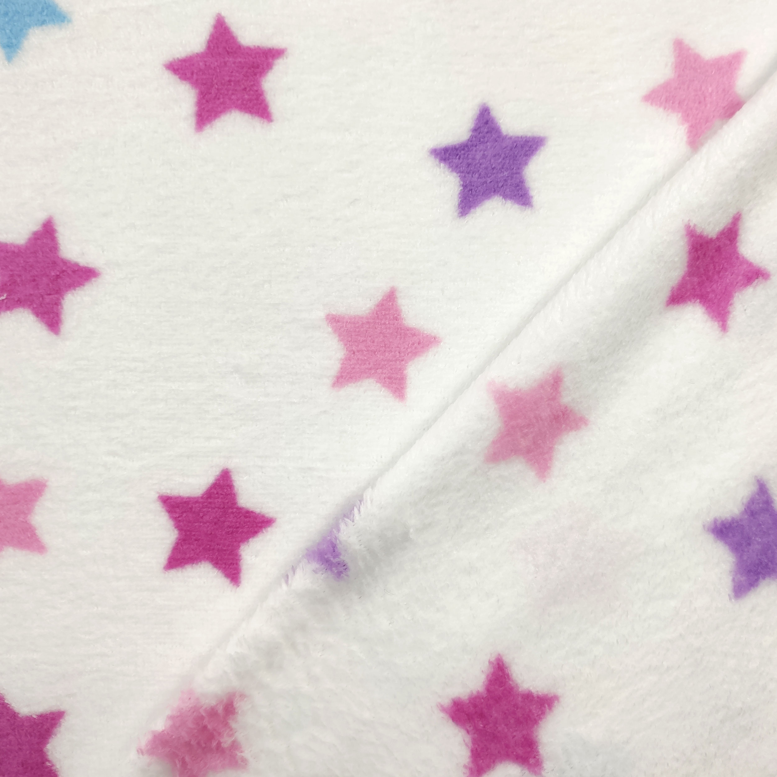 Cashmere Hand Fleece Estrellas Fondo Blanco