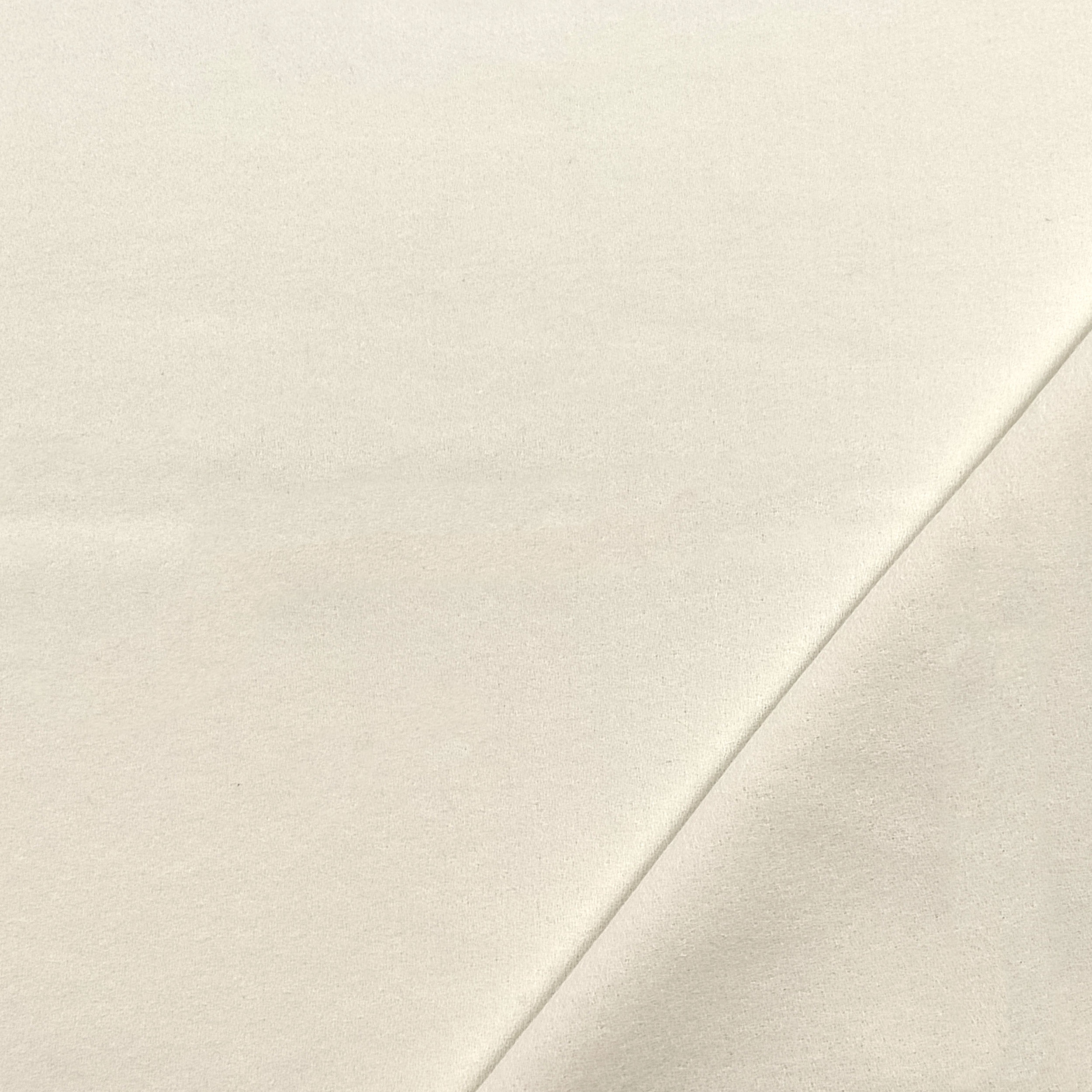 Handkrepp aus reiner Wolle Weiß