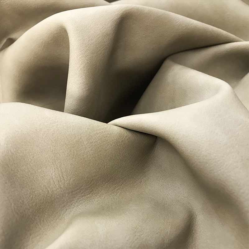 Faux cuir souple Découpe Ecru 290x140 cm