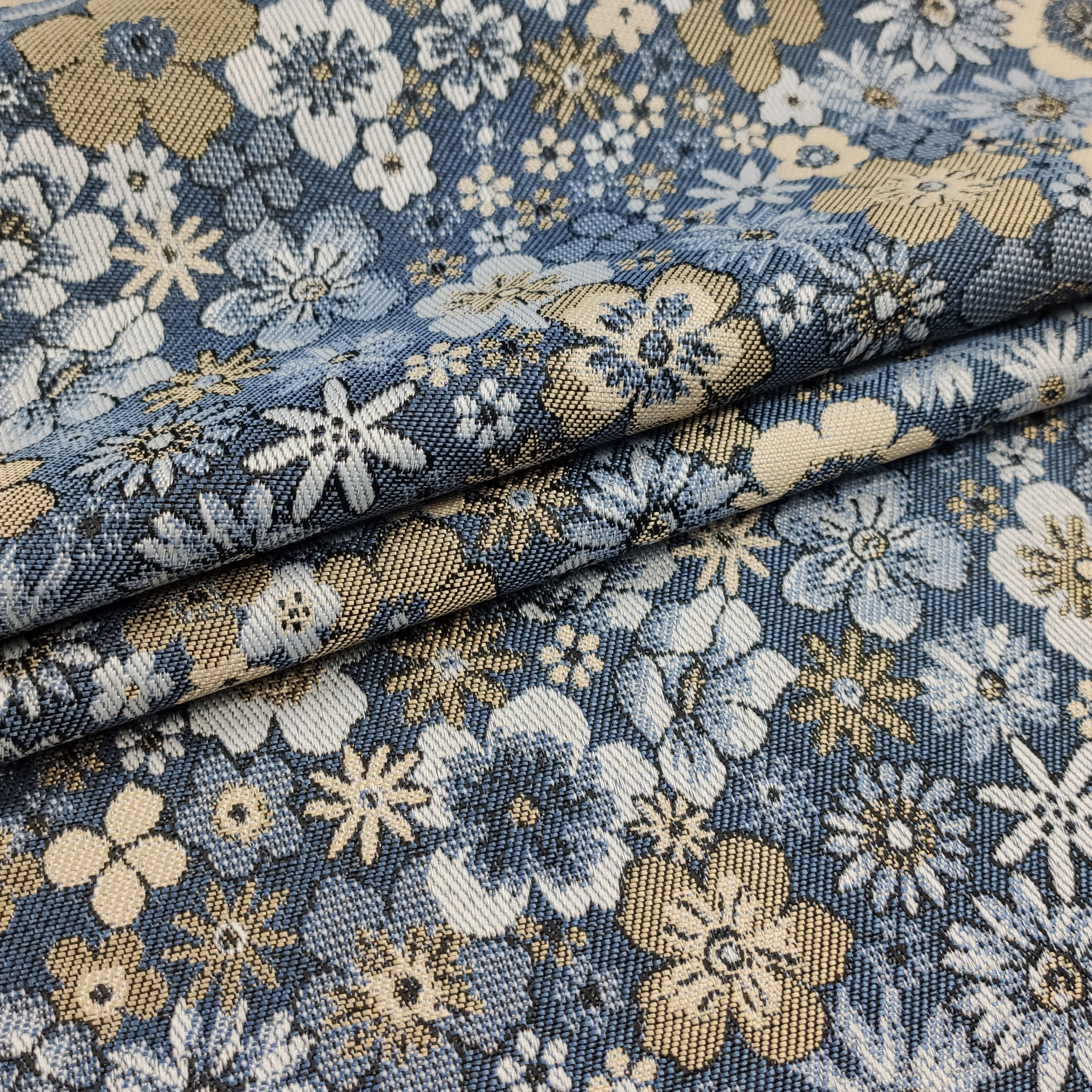 Tissu brocart Fleurs Fond Avio Image