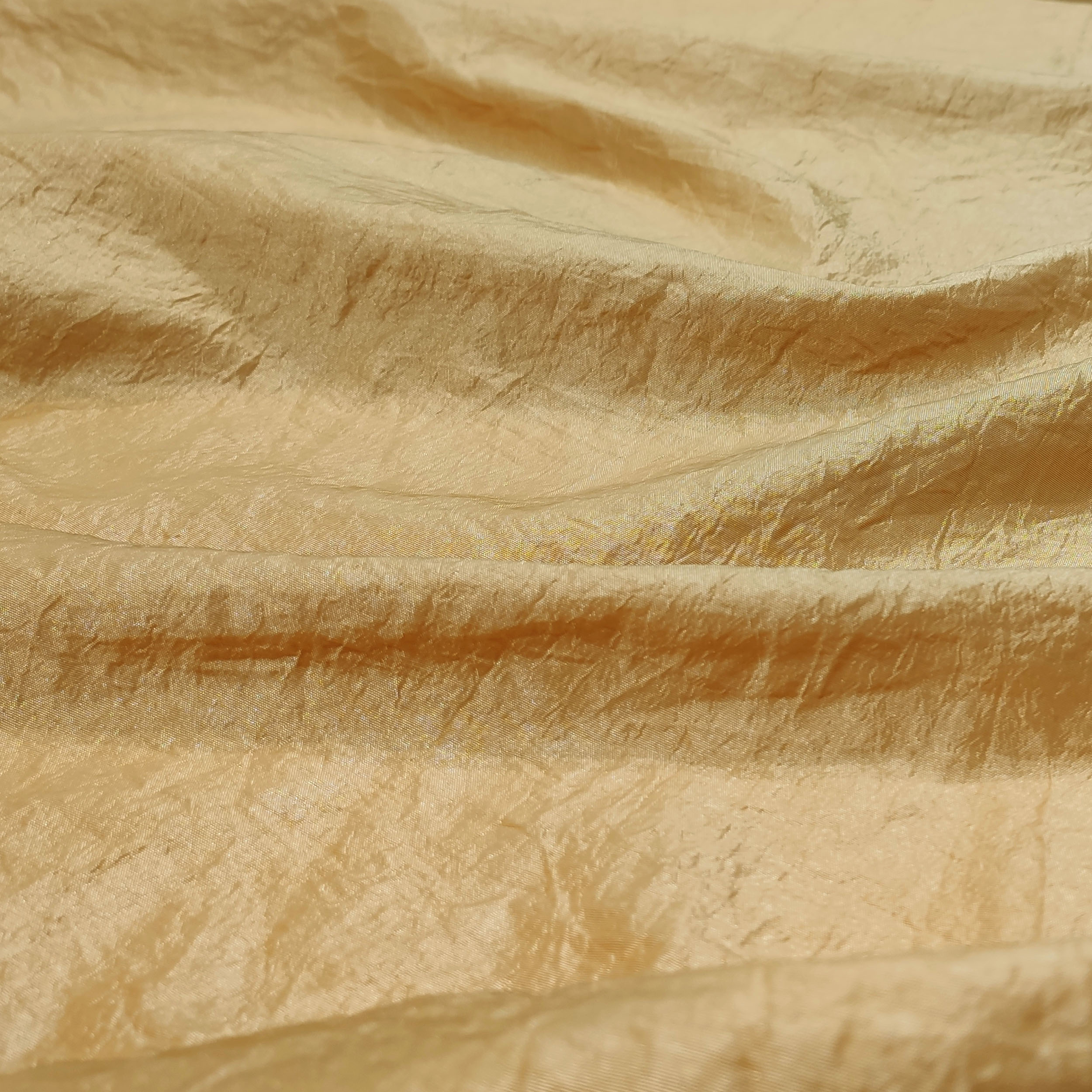 Découpe de taffetas dentelé miel 50x150 cm Image