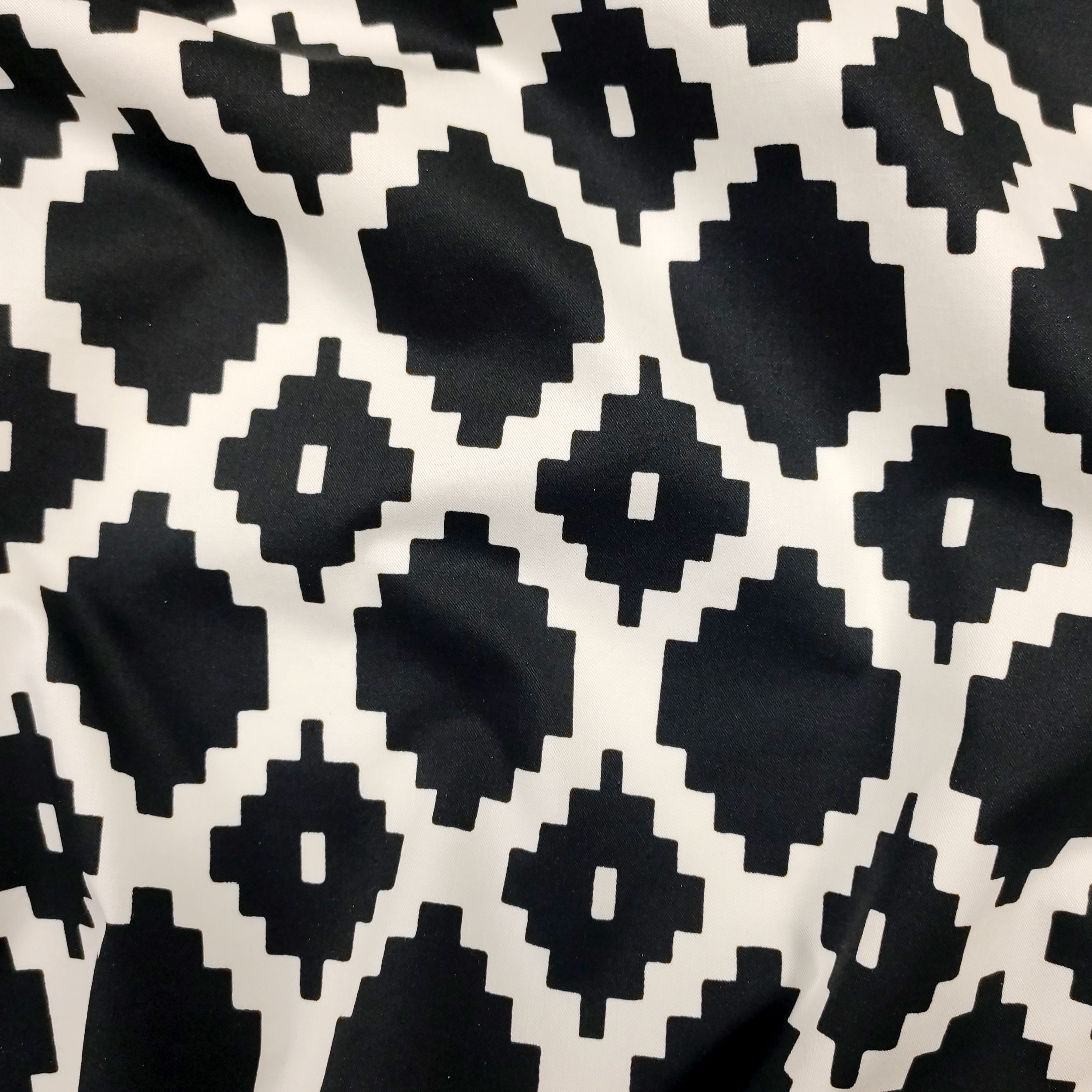 Mode coton stretch noir et blanc