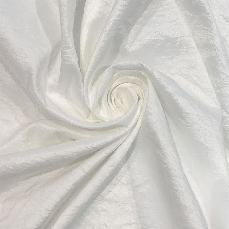 Découpe de taffetas blanc froissé 50x145 cm Image