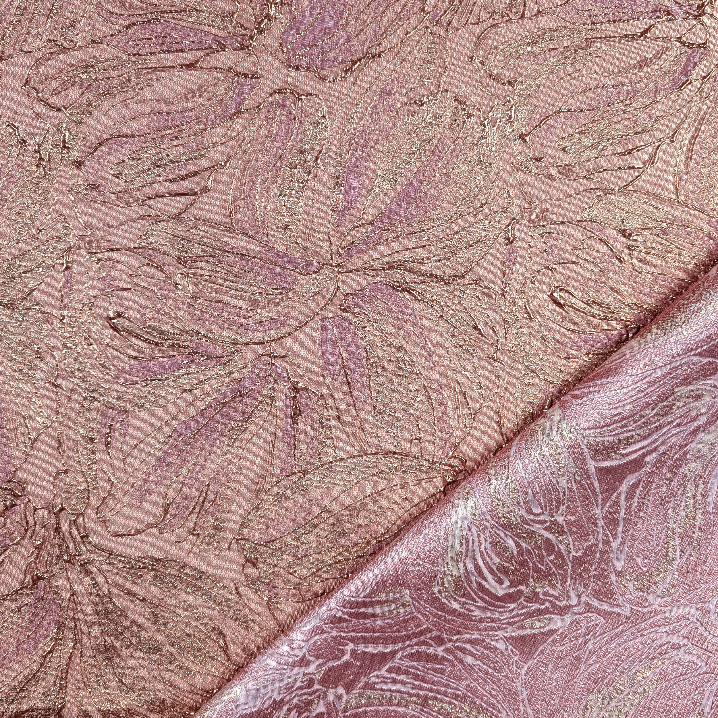 Brocado Alta Moda Floral Rosa y Oro Lurex Image