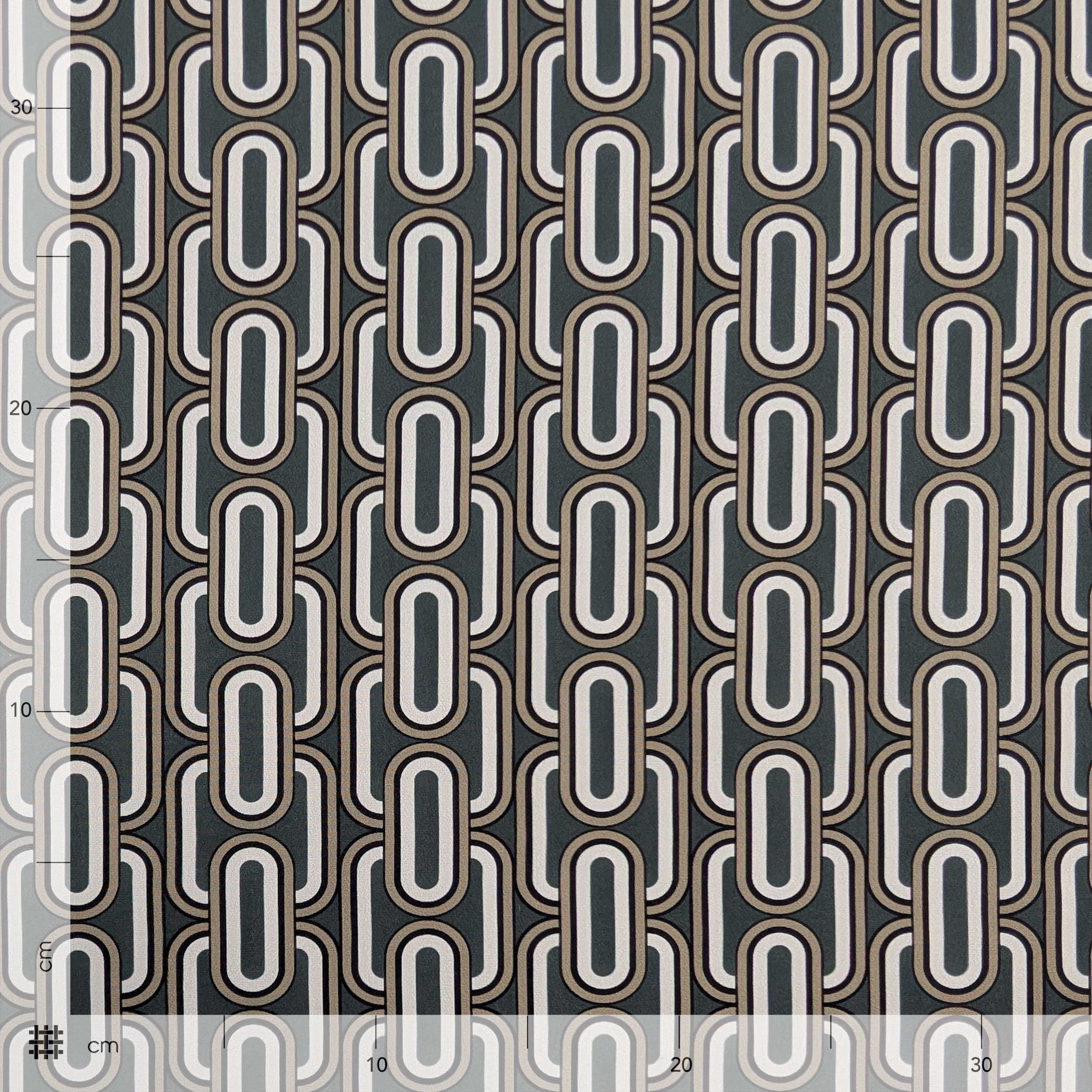 Cutout Comfort Geometric Pattern Lead Grey 70x145 cm Image