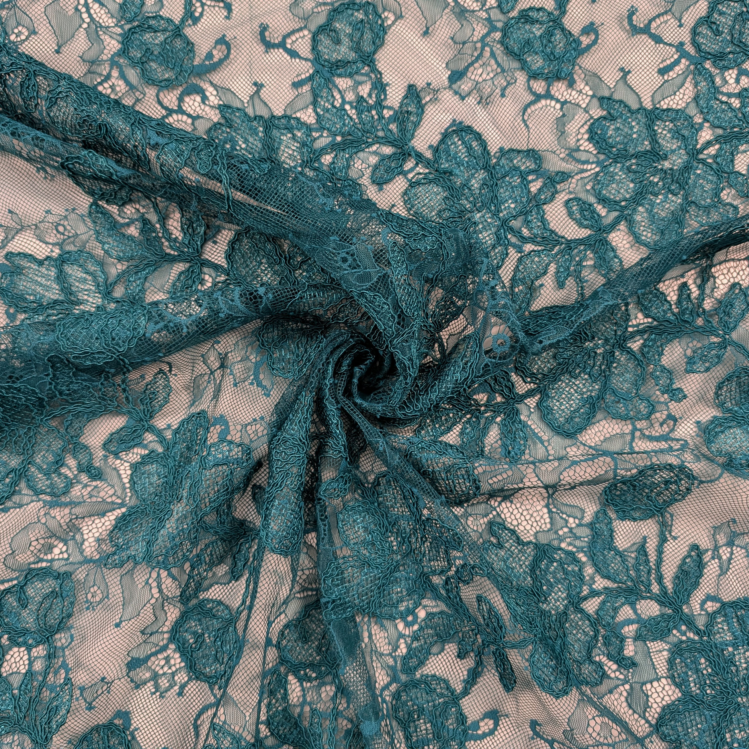 Macramé Lace French Brass Image