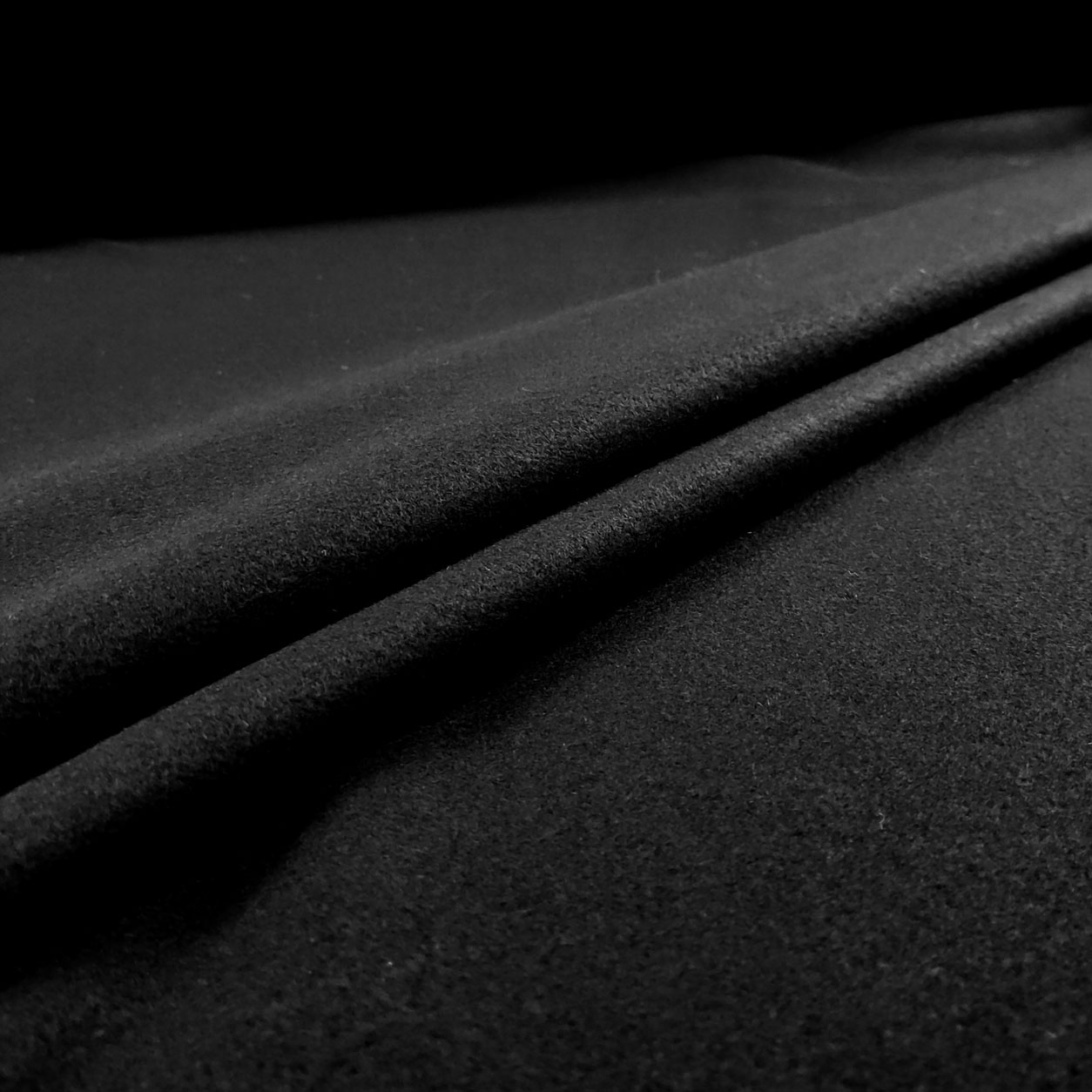 Black - Z001