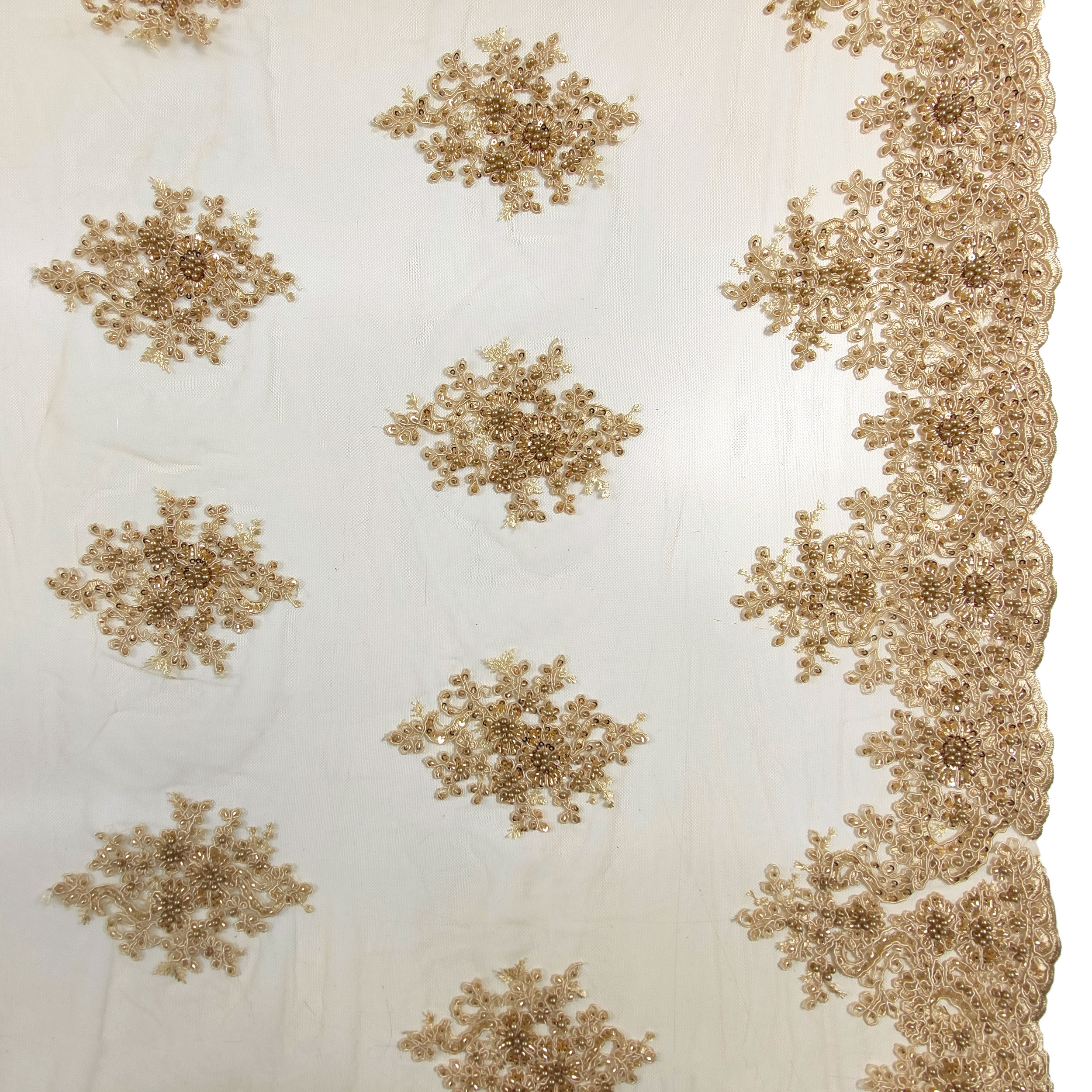 Perles de tulle brodées Lux Gold