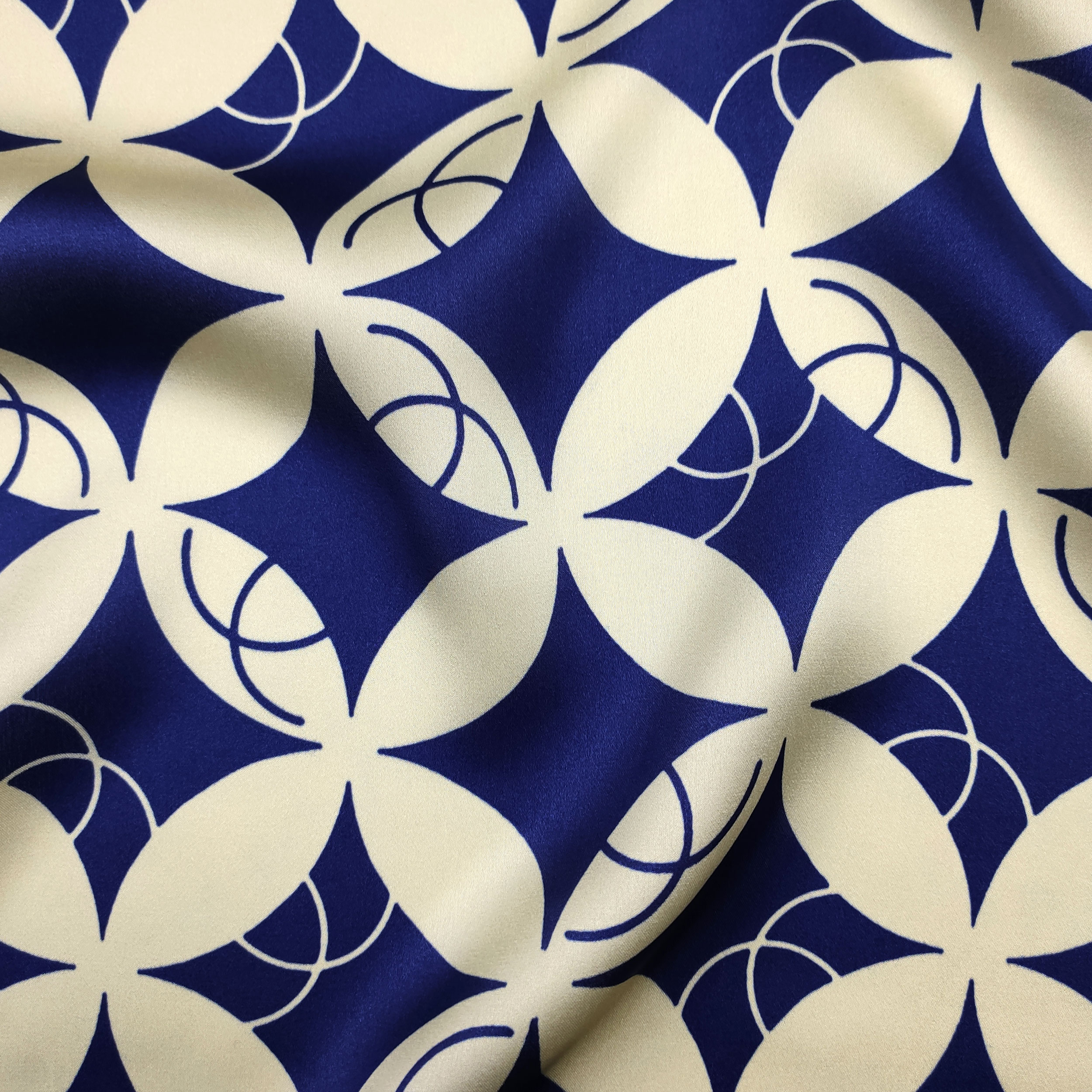 Pure Satin Silk Geometries Fashion Blue Image