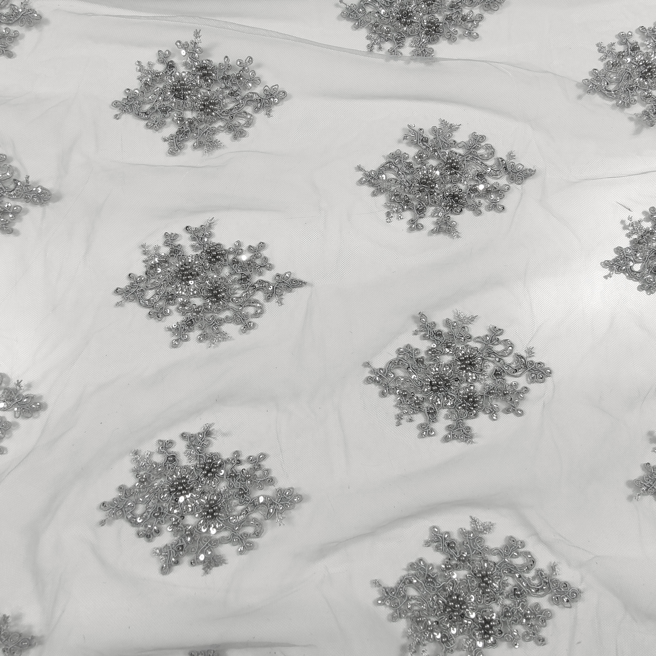 Perles de tulle brodées Lux Grey