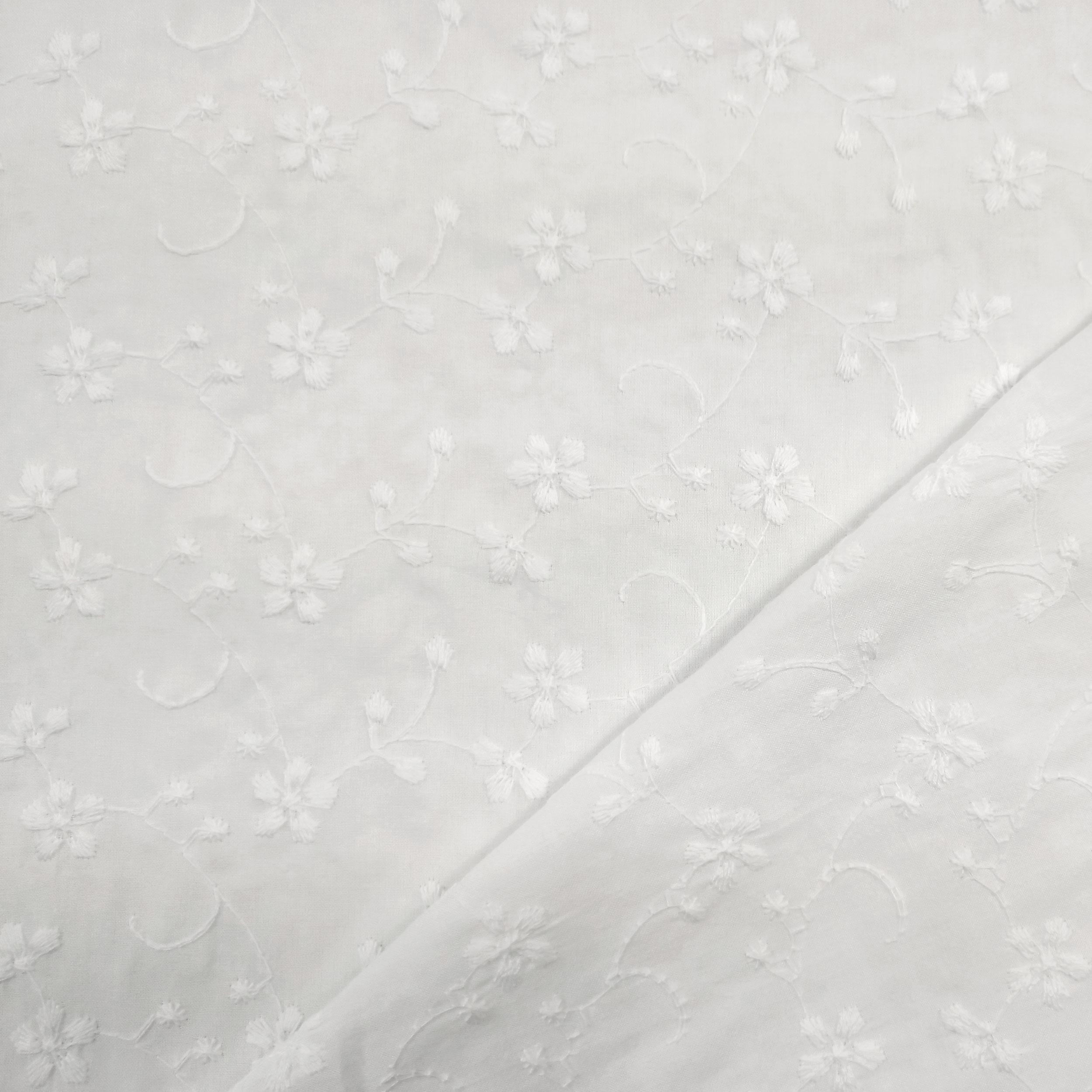 Sangallo Pure Cotton White Flowers