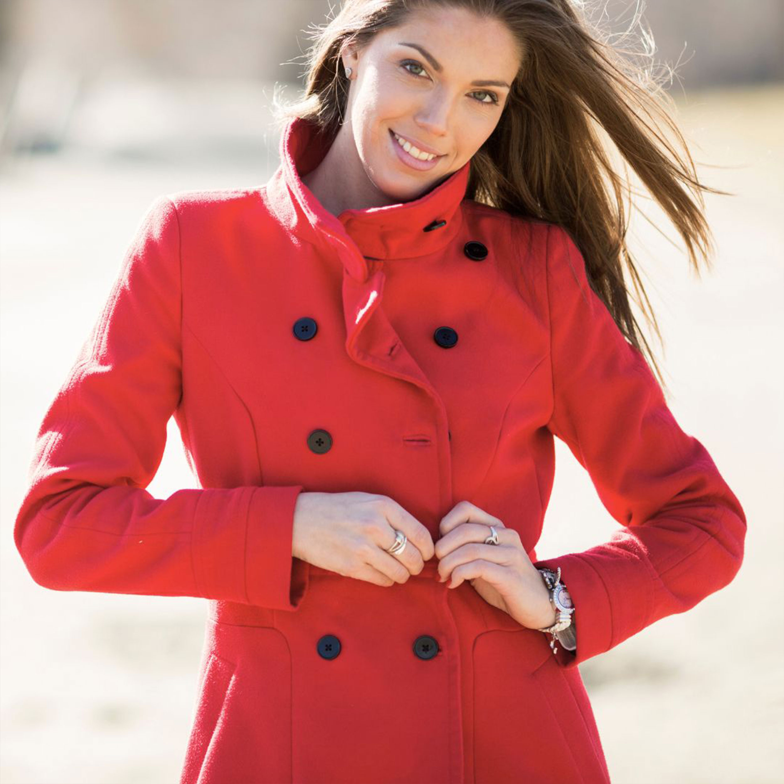Manteau d'hiver en laine mélangée rouge Image