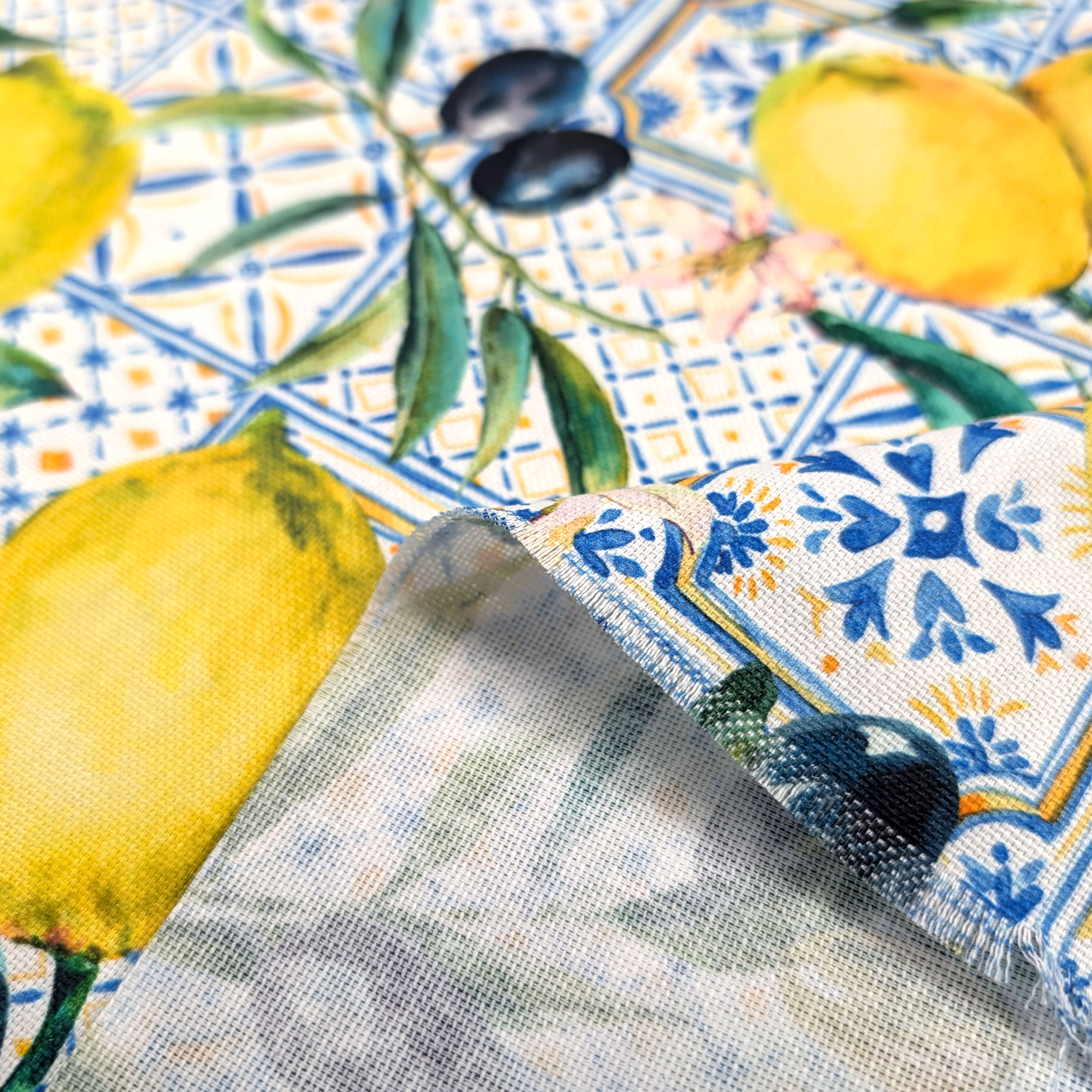 Panama Scent of Lemons Image