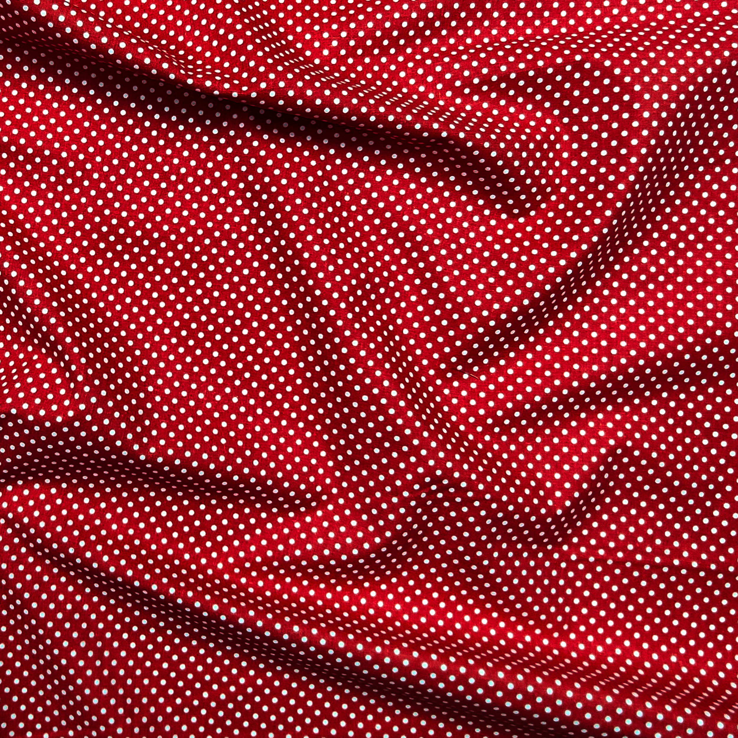 Roter Baumwollstoff Weiß gepunktet