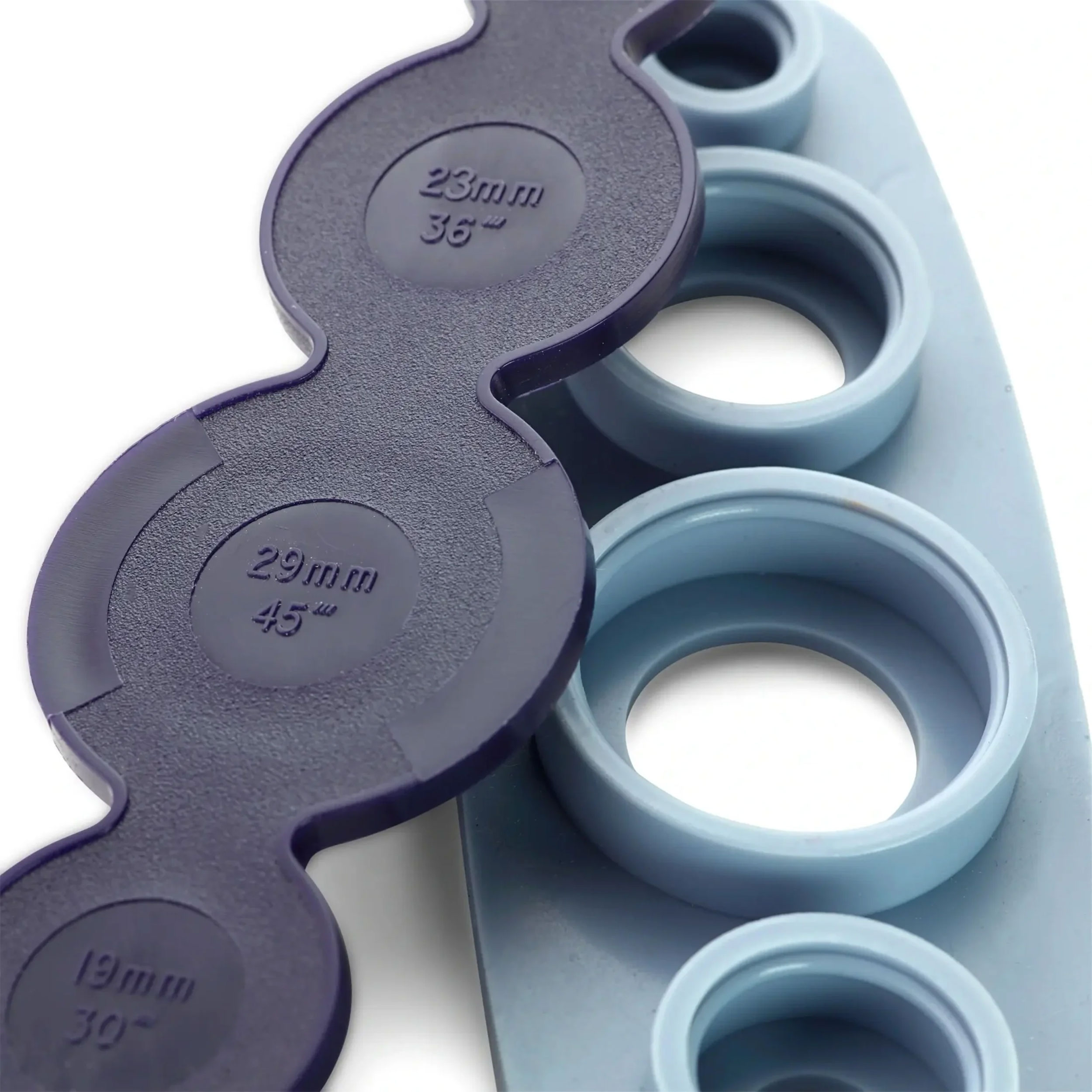 Outil universel Prym pour couvrir les boutons 11-29 mm