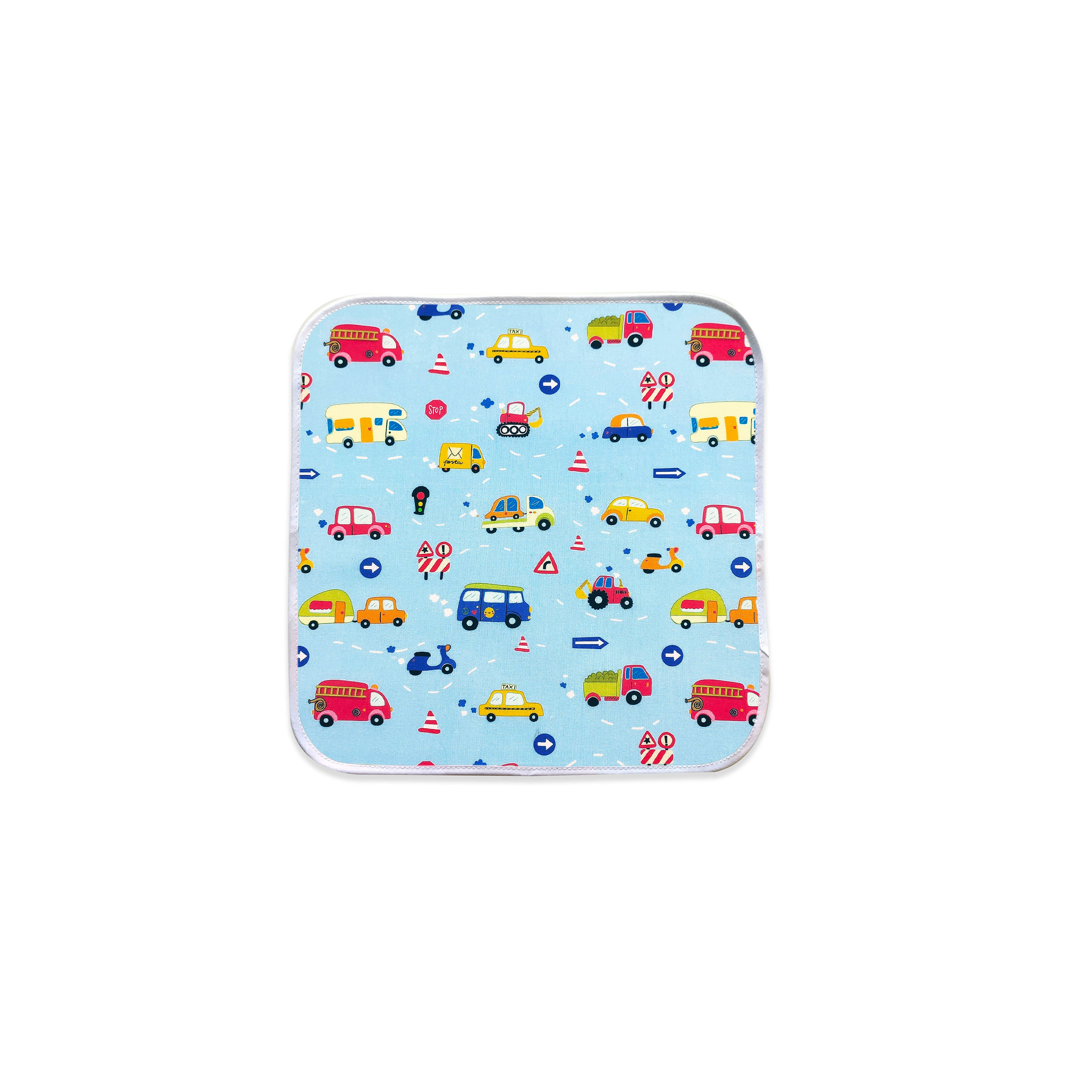 Serviette Cars Fond bleu clair - Panini Fabrics