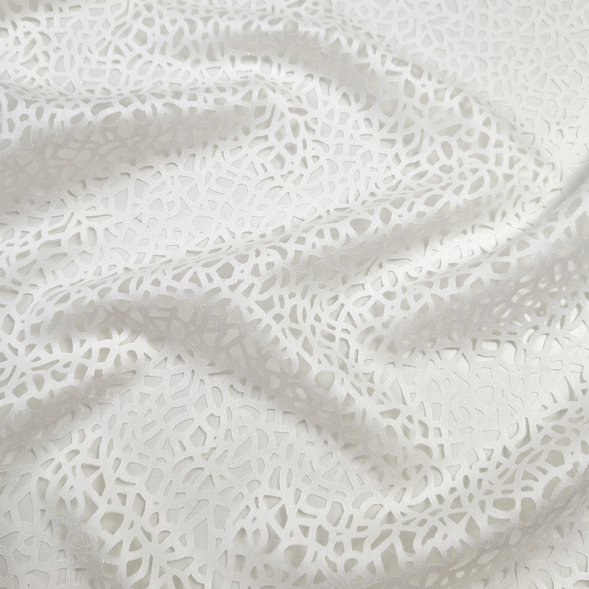 Cosmos Devorè curtain fabric Image