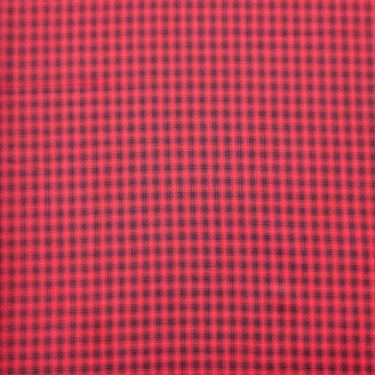 tessuto-di-cotone-per-camicia-rosso-quadri-blu