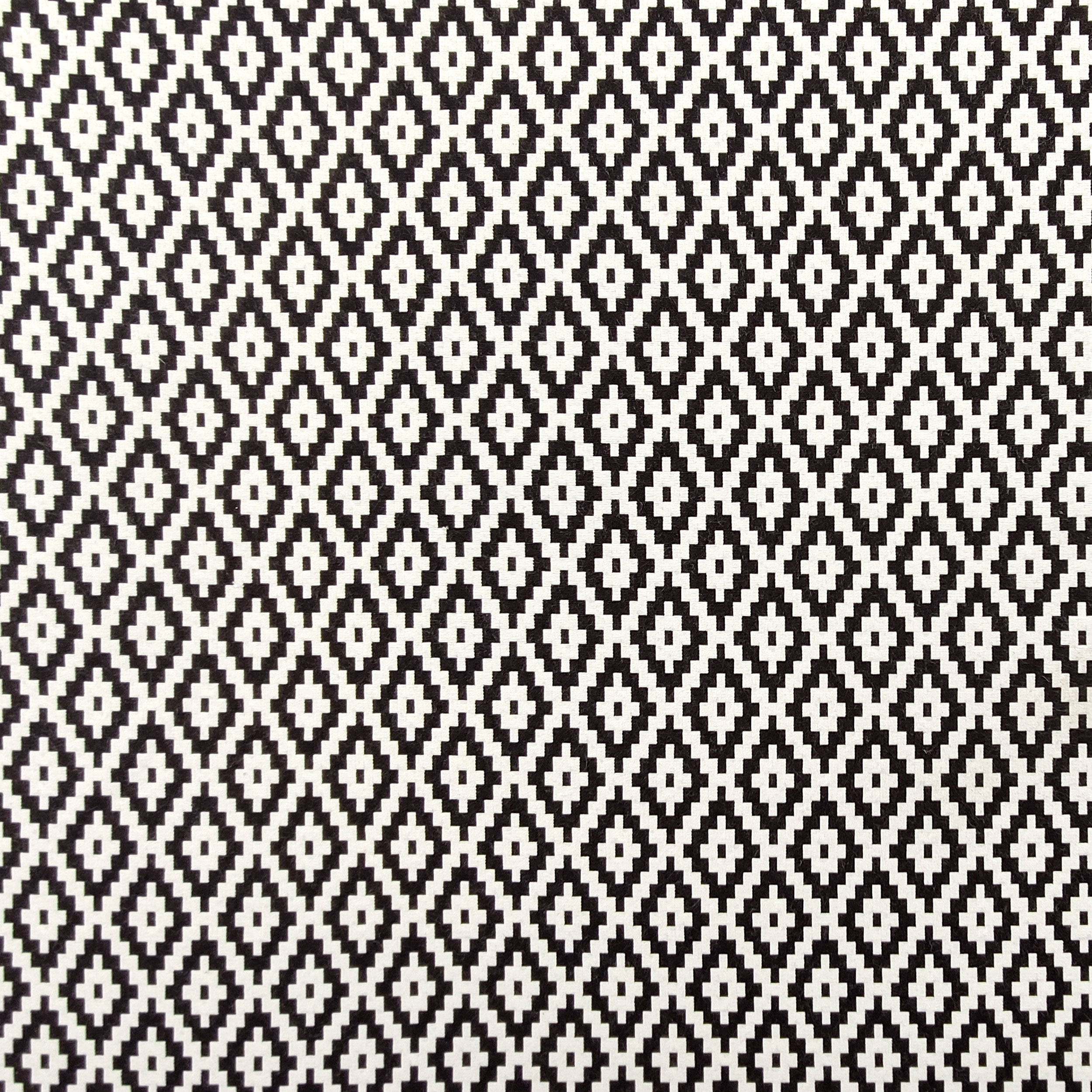 Tela étnica de alta costura en blanco y negro