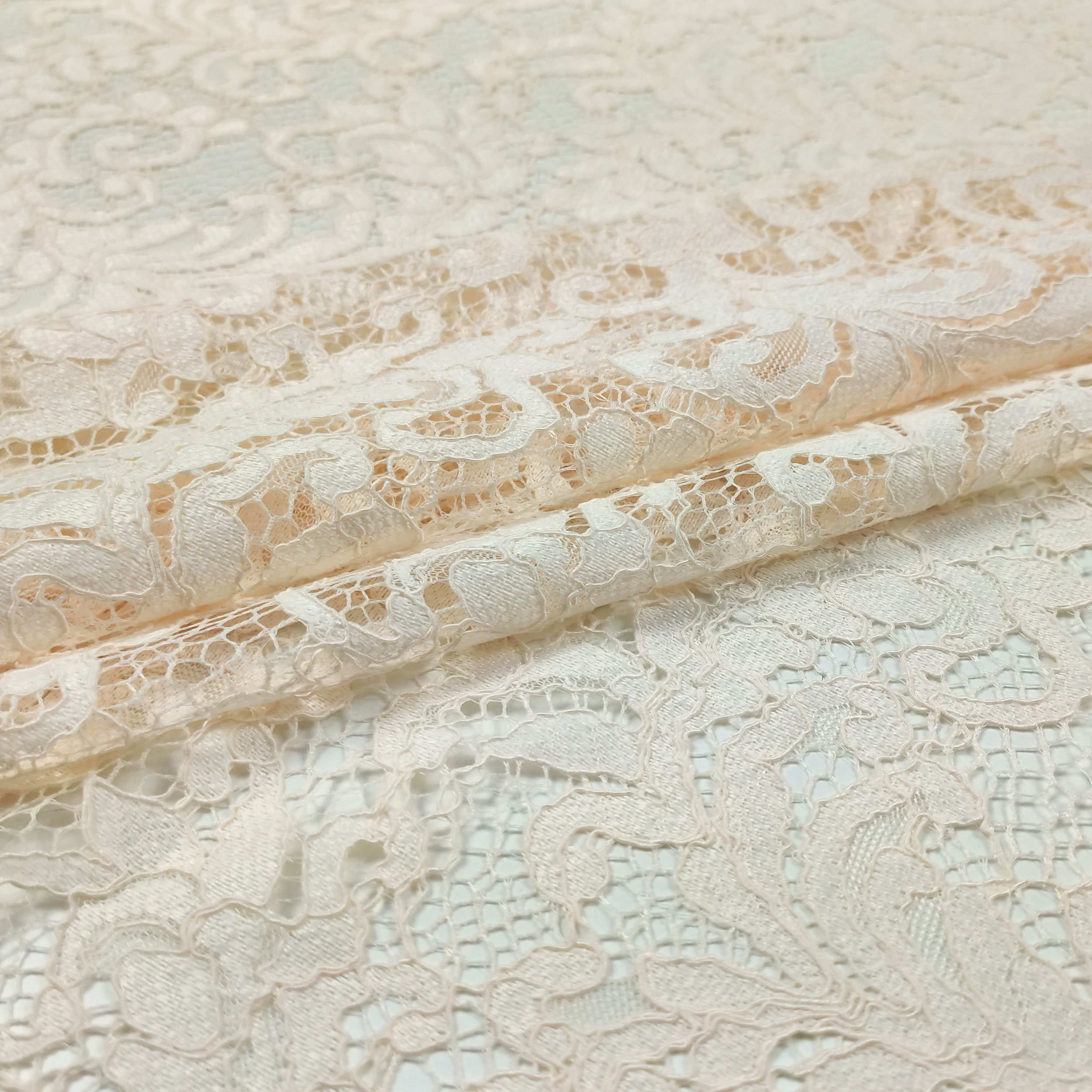 Micky Lace Image