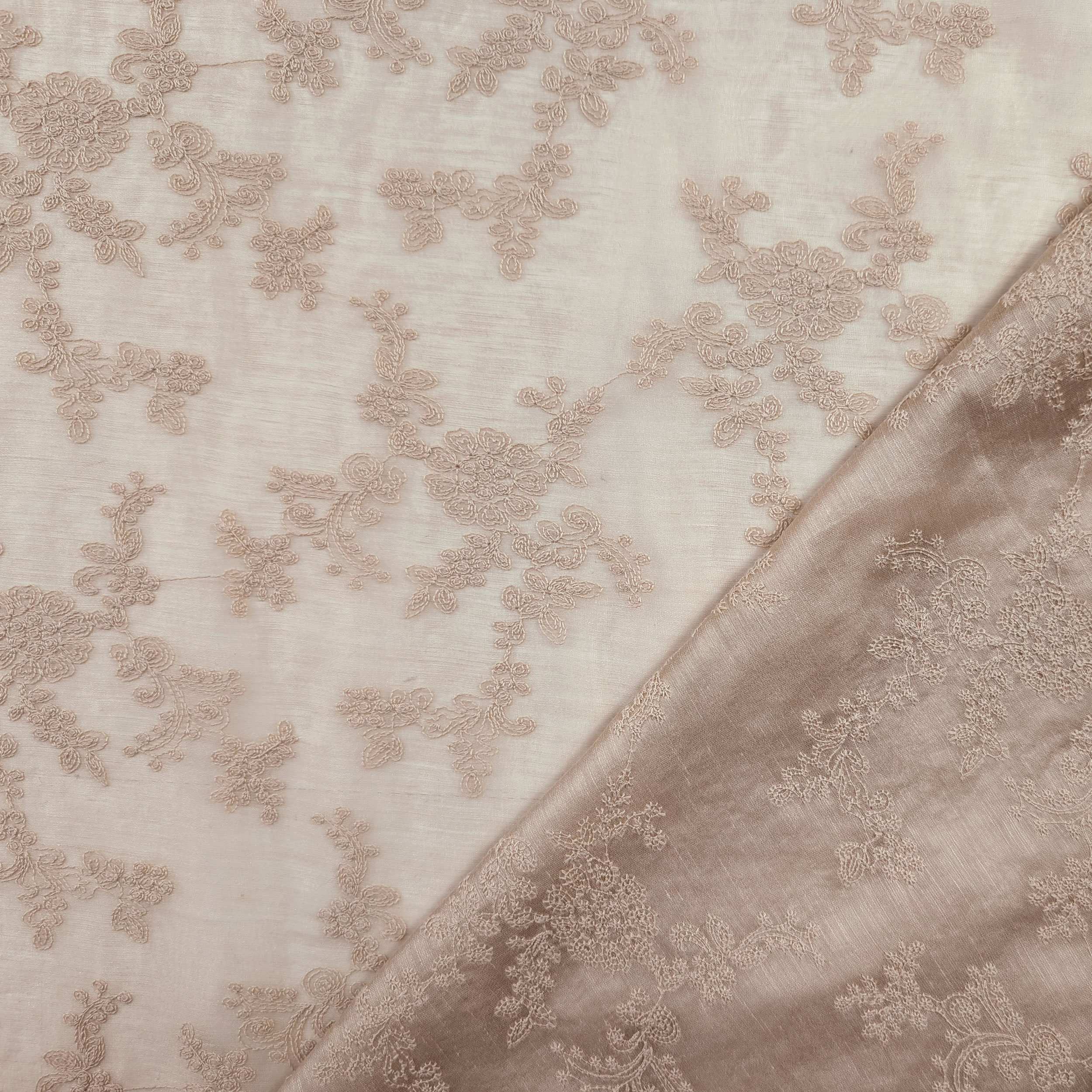 Embroidered Muslin Beige Flowers Image