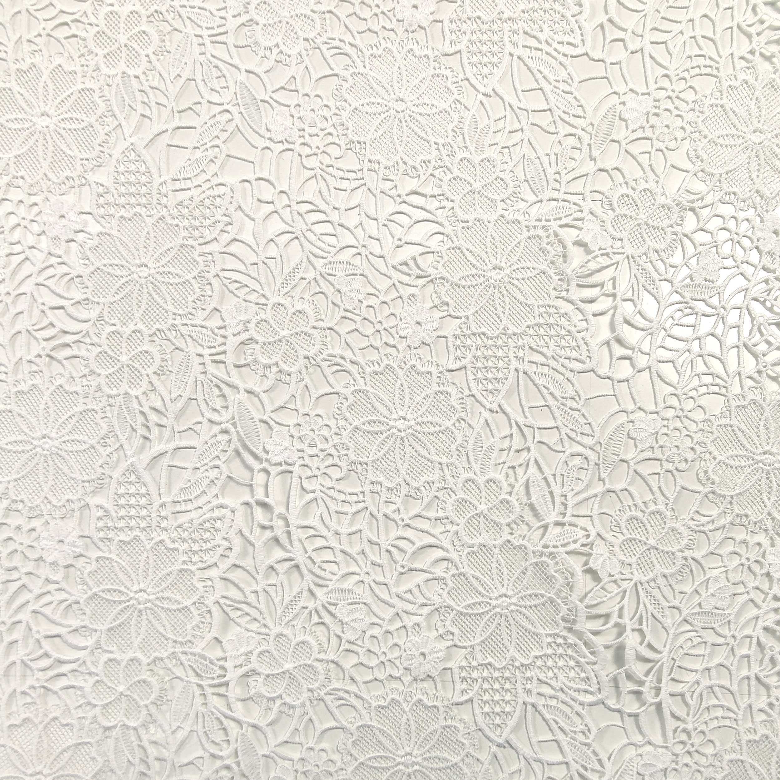 Macramé Bridal Live Cut Floral