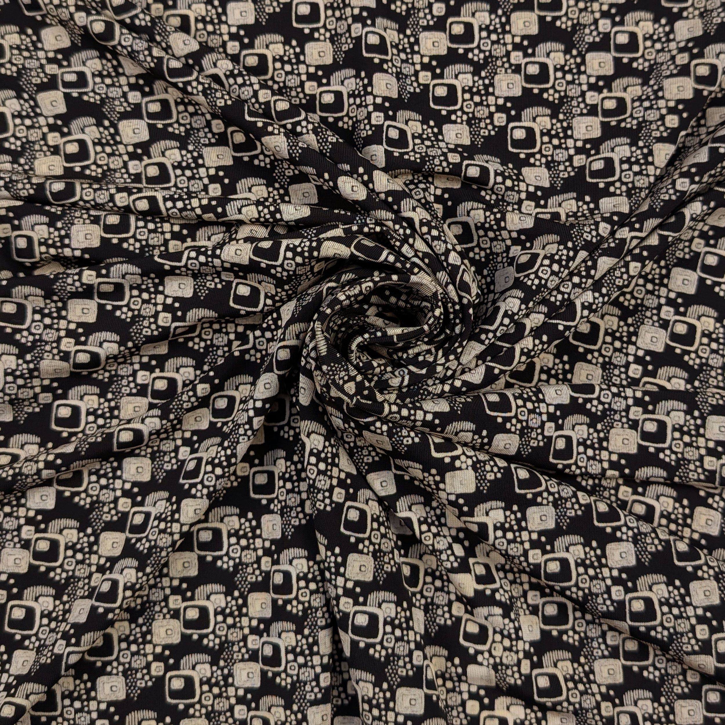 Black cotton jersey with abstract motifs Image