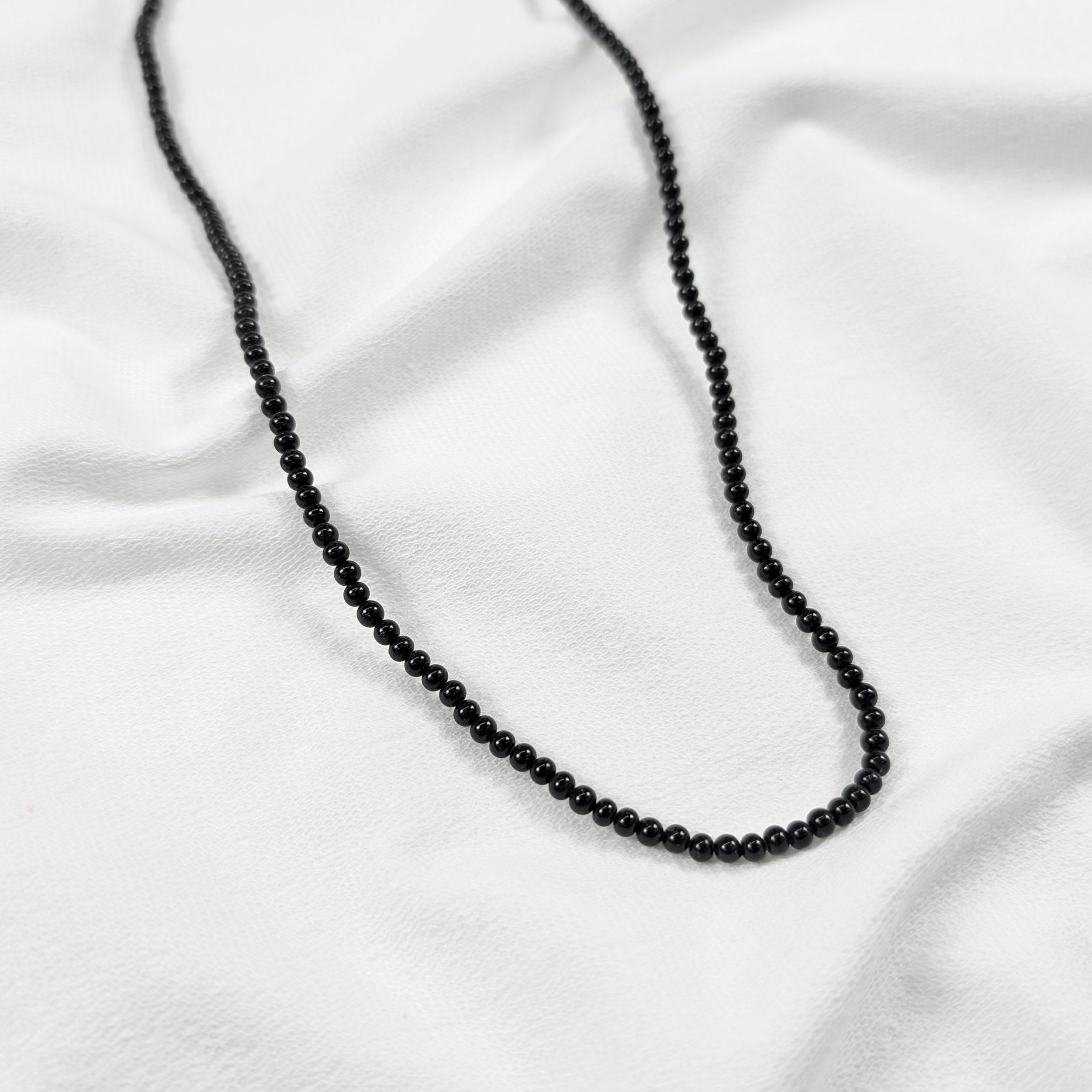 Cordon de perles noires Ø 0,4 cm Image