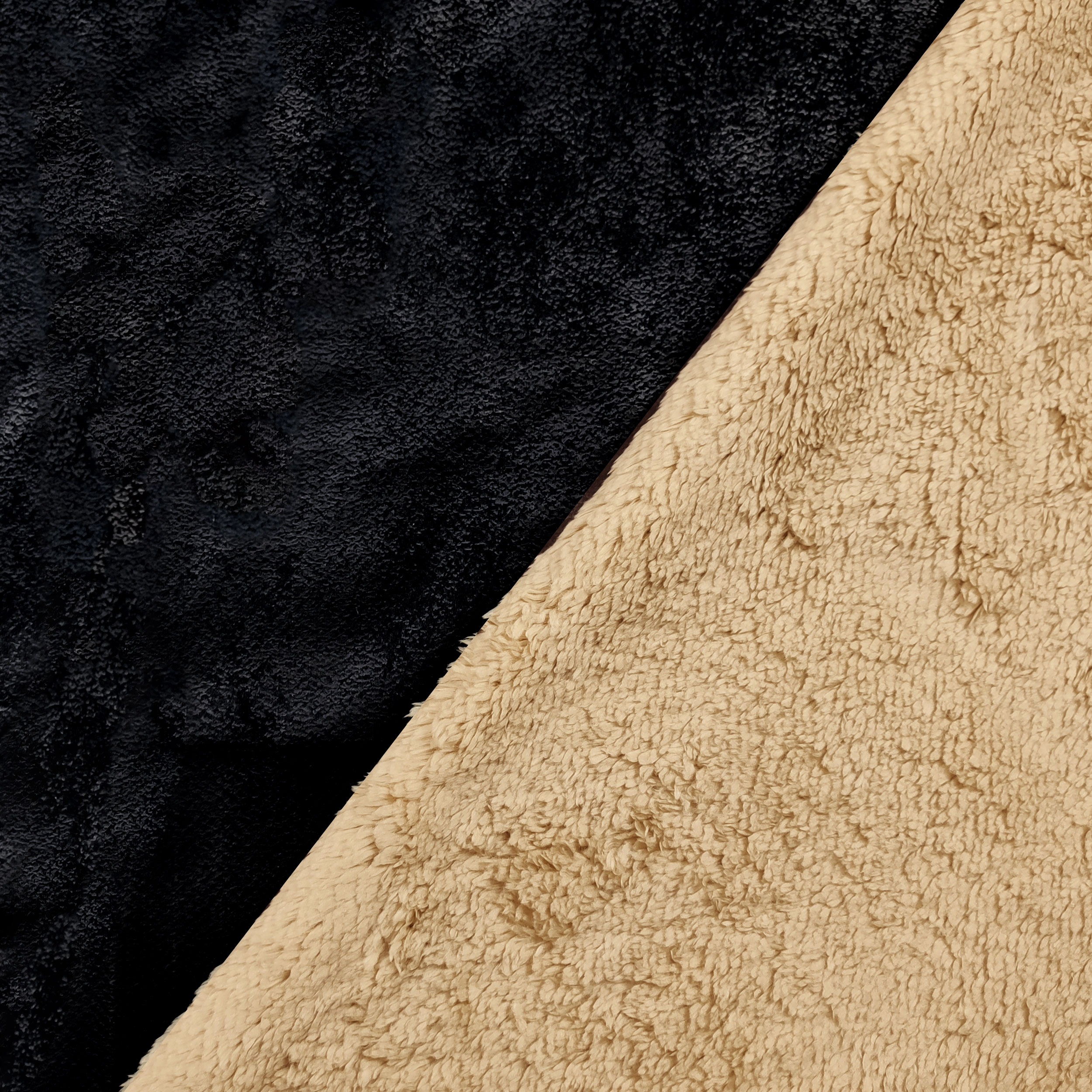 Tissu en peau de mouton en noir