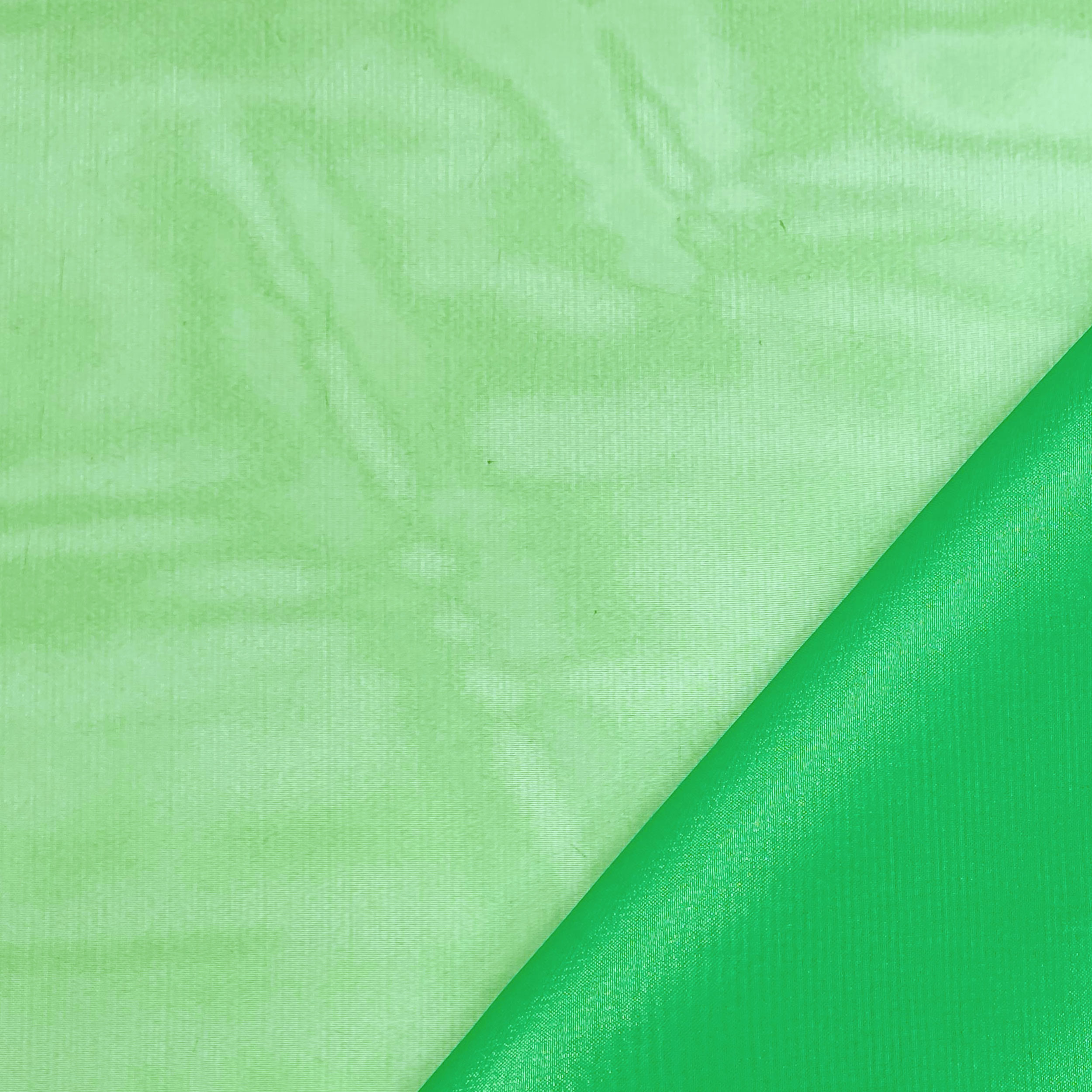 Organza Lux Verde Sólido