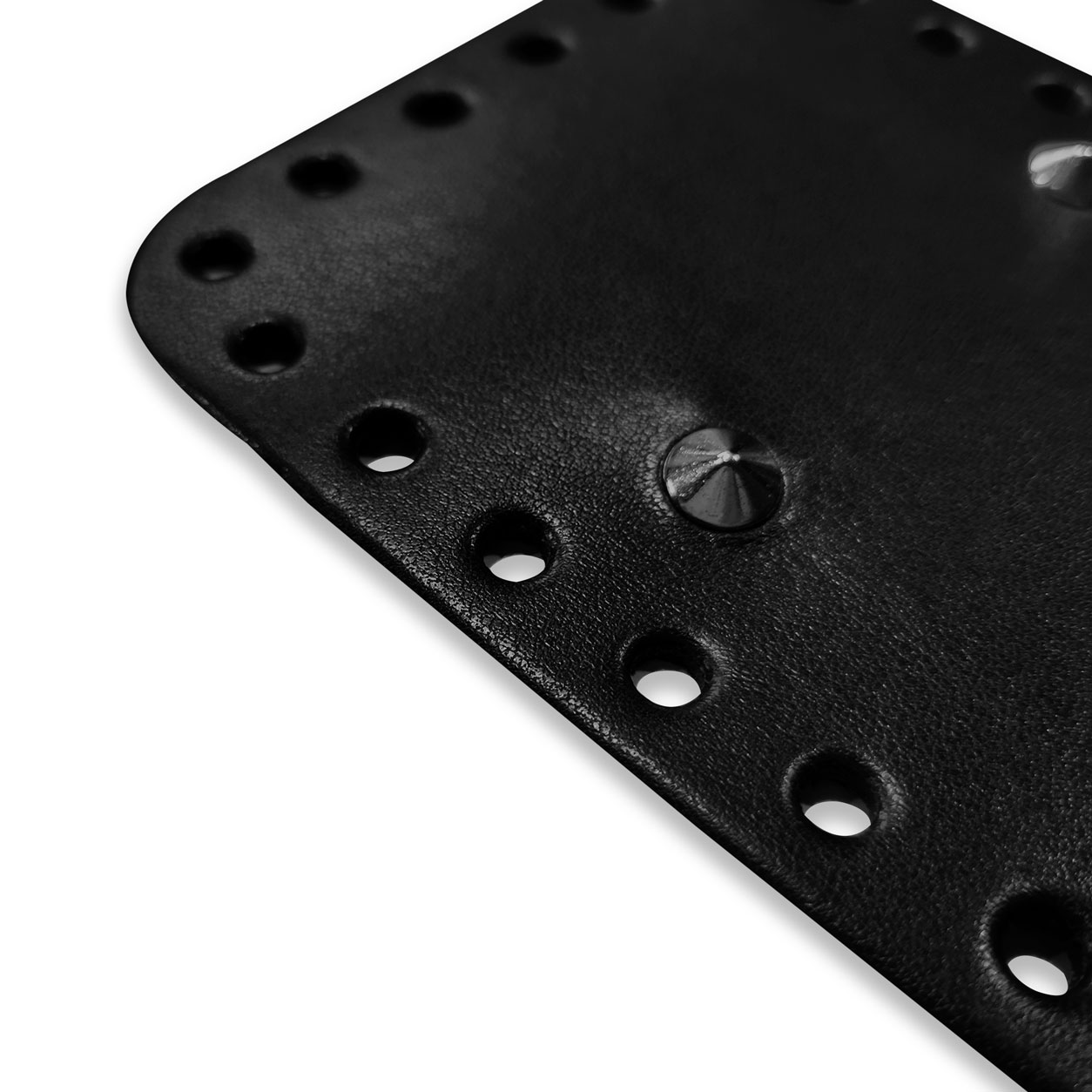 fondo-borsa-con-borchie-nero-28x10-cm