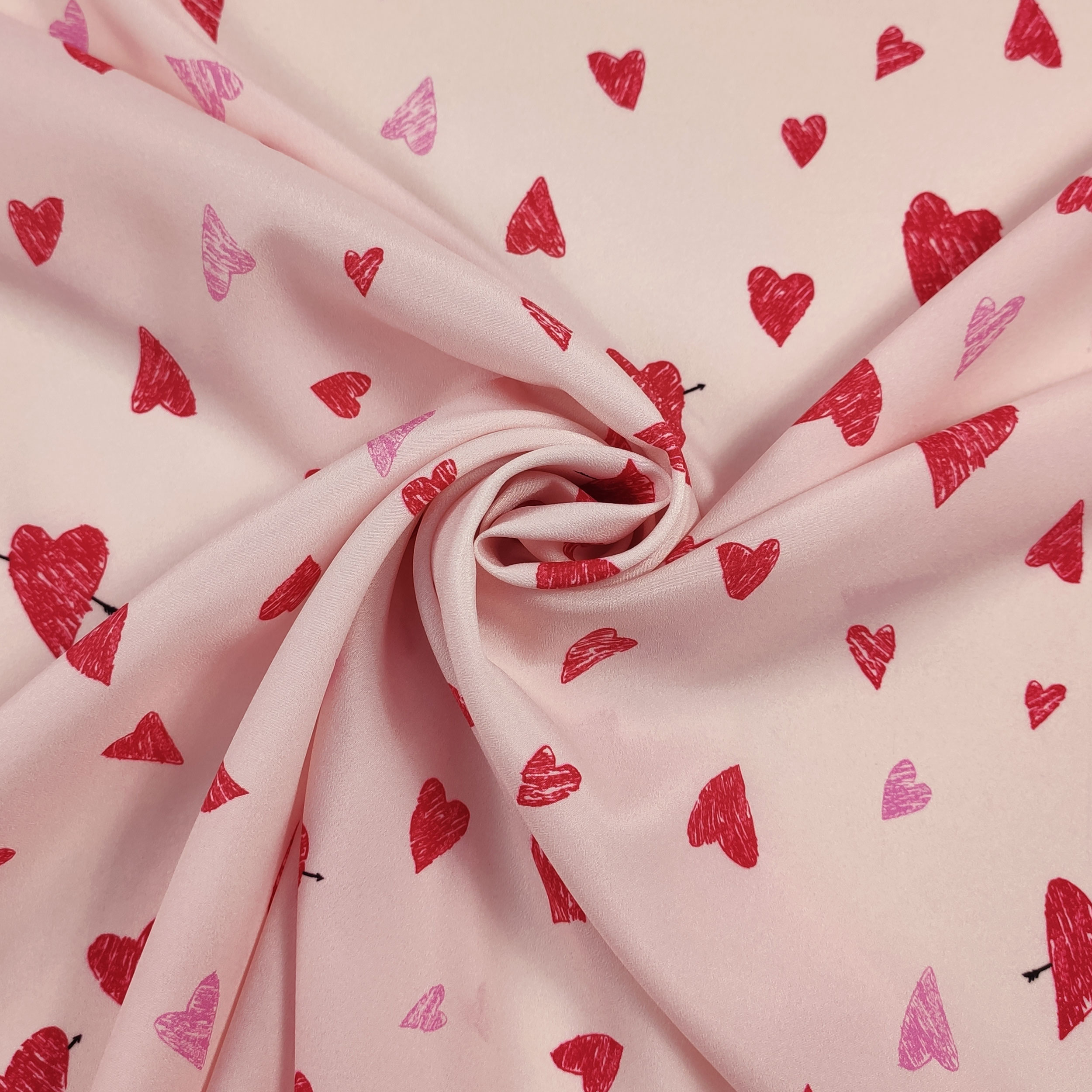 Crepe Fashion Red Hearts