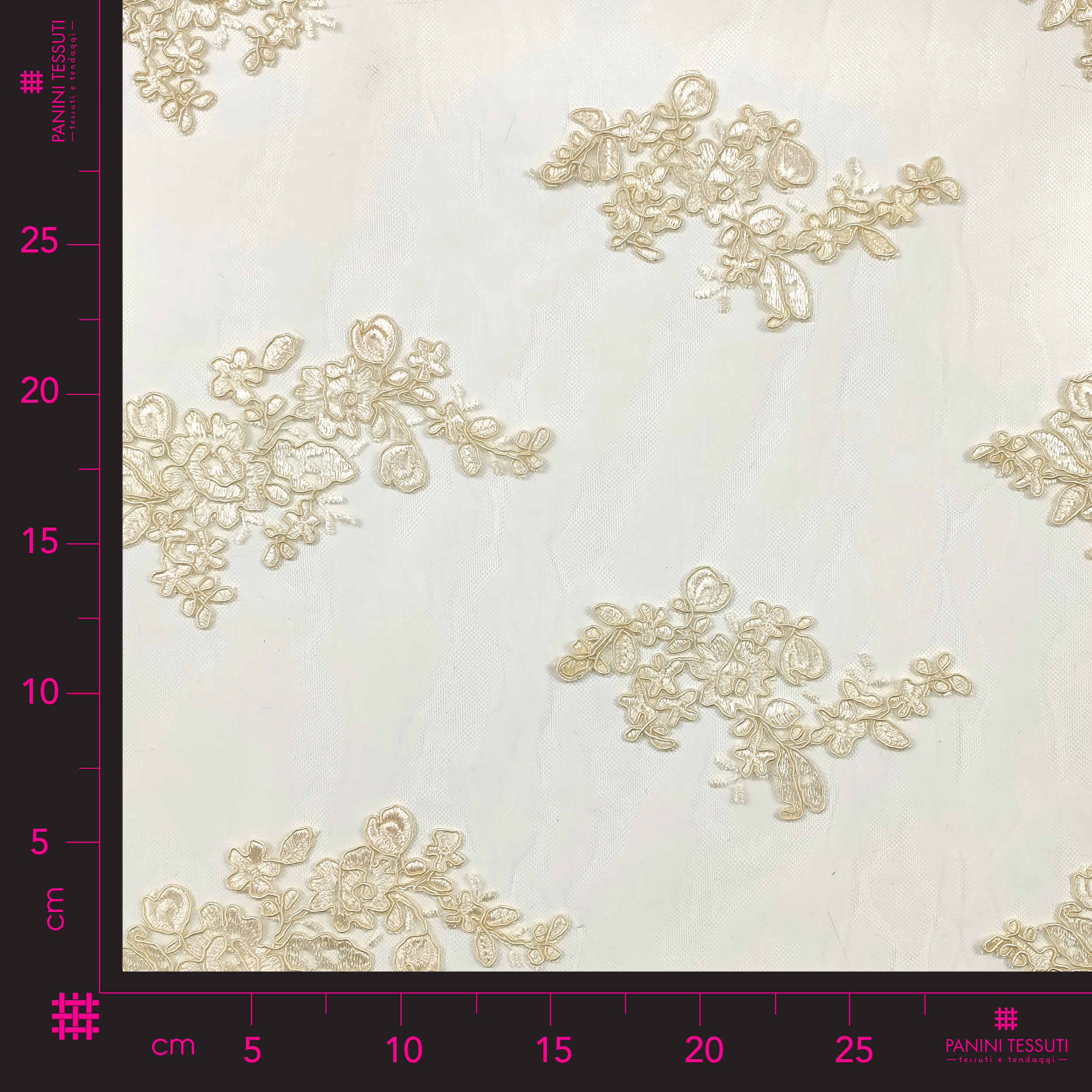 pizzo-doppio-bordo-ricamato-beige-chiaro
