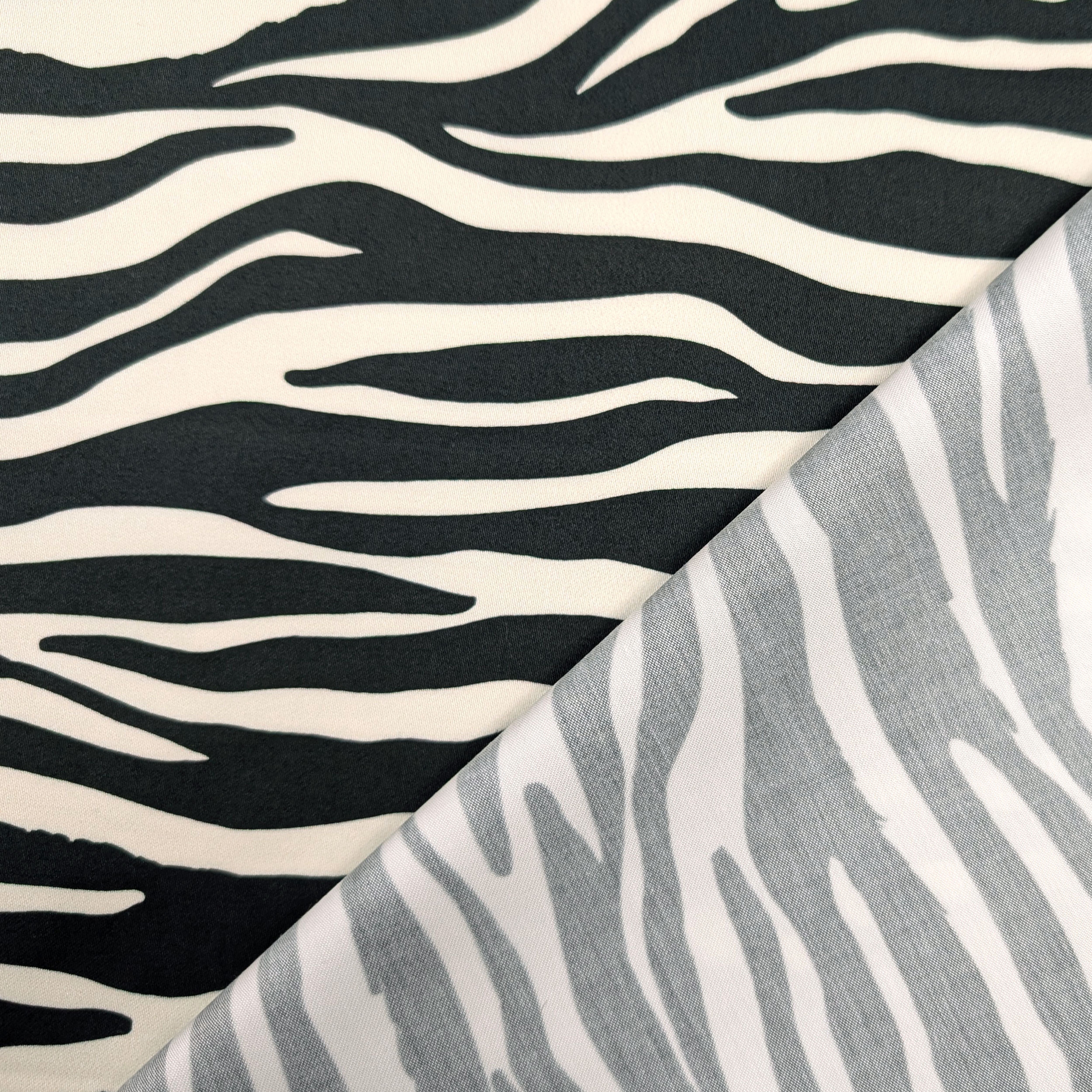 Satin Viscose Soie Zebrato Fashion