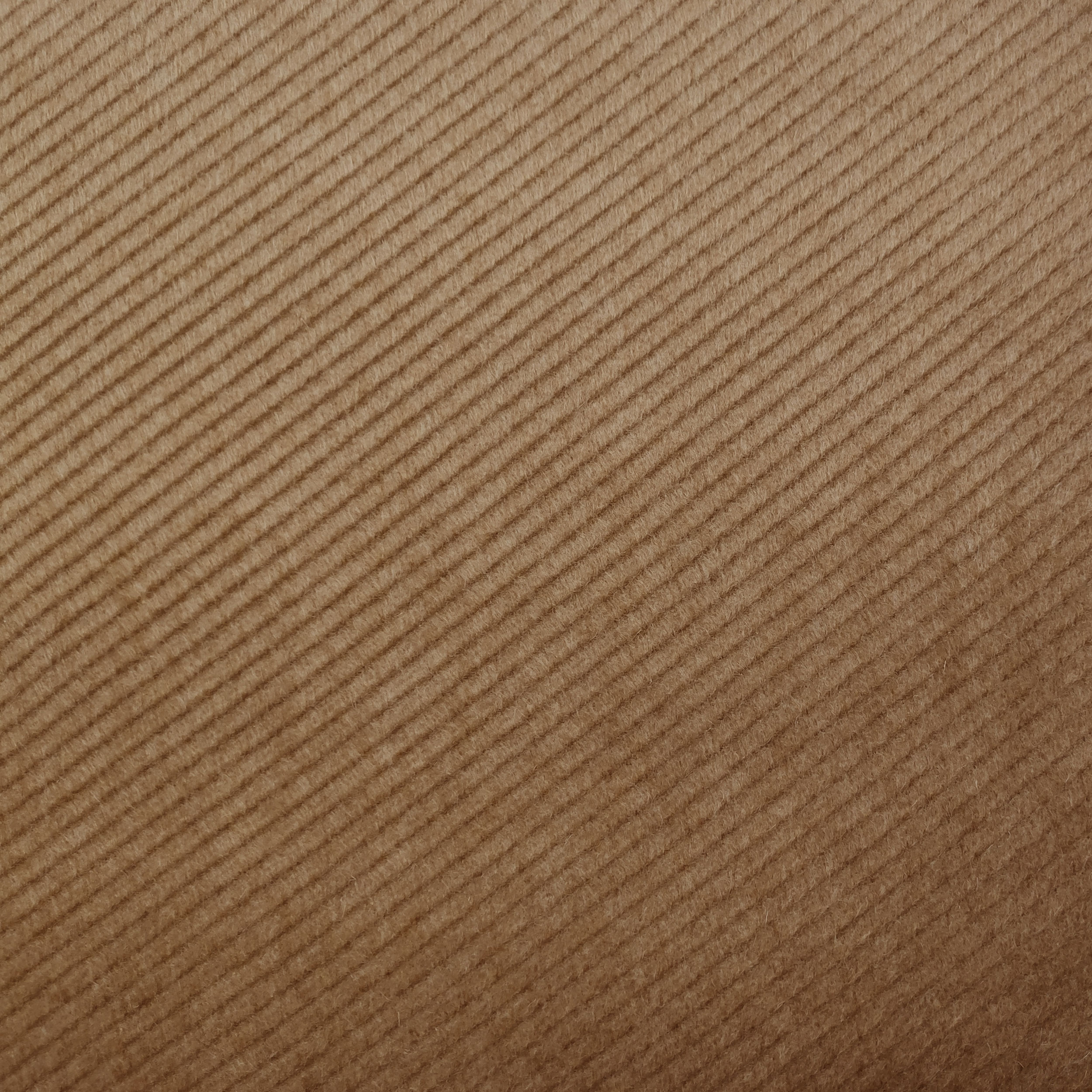 Camel Diagonal Mantel